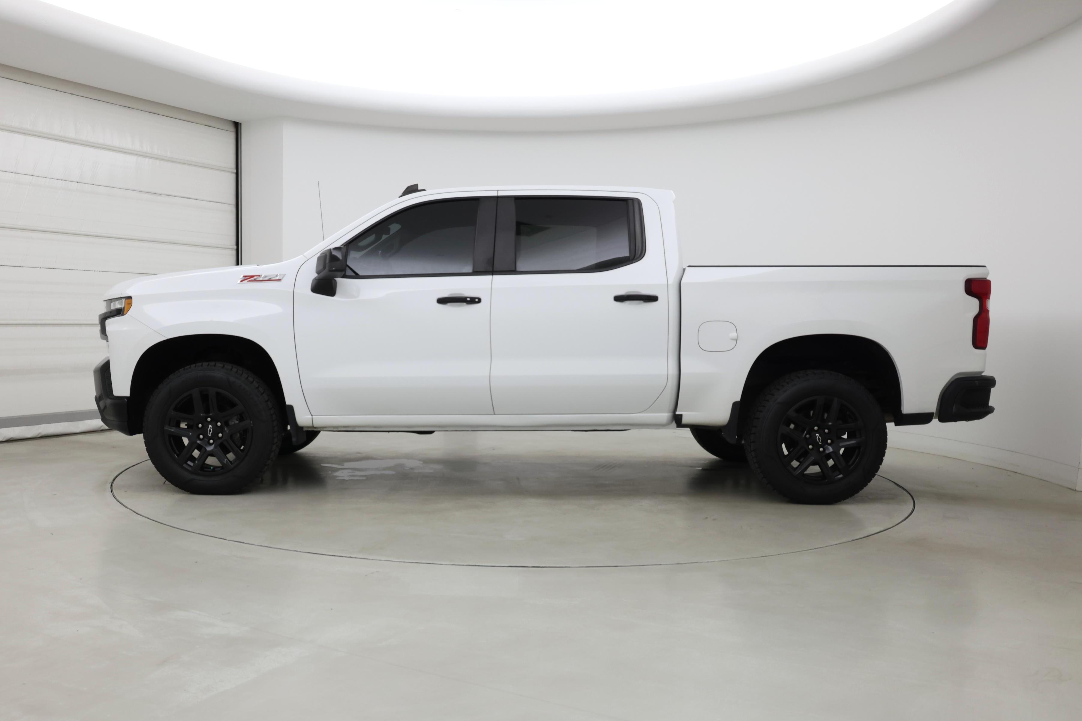 Thumbnail: 2021 Chevrolet Silverado 1500 - 3
