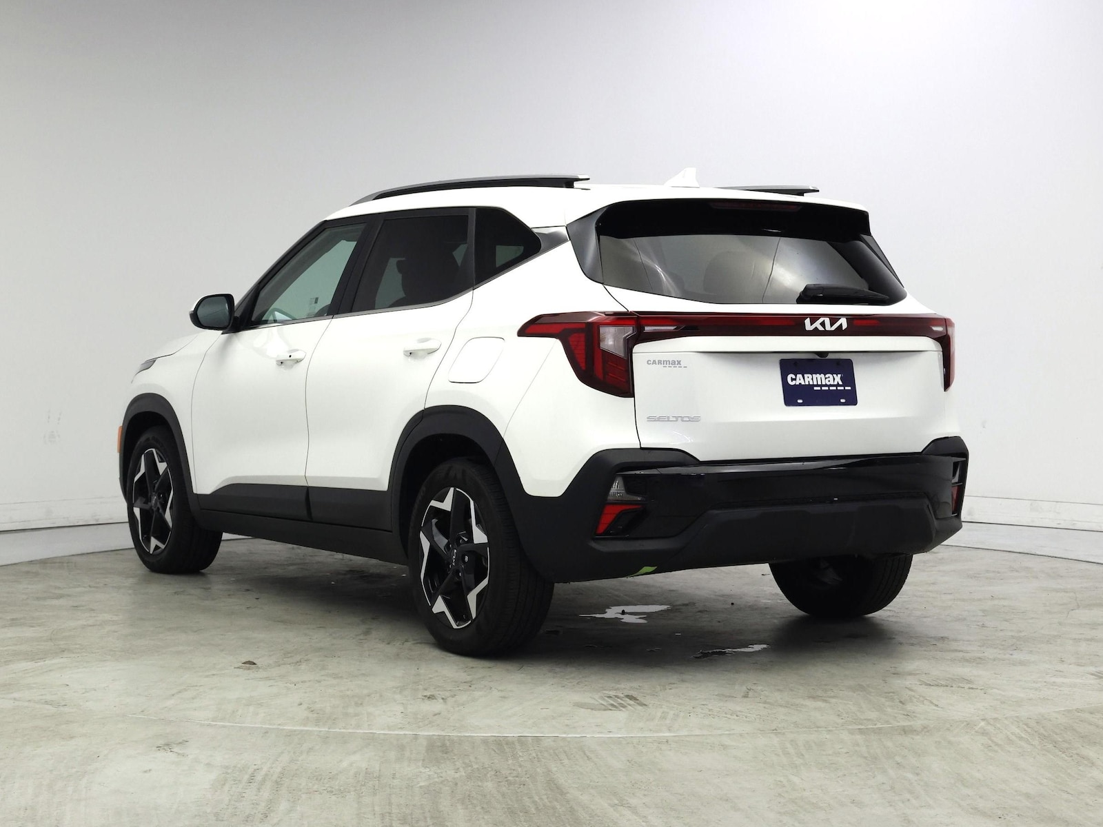 2024 Kia Seltos EX - Photo 3