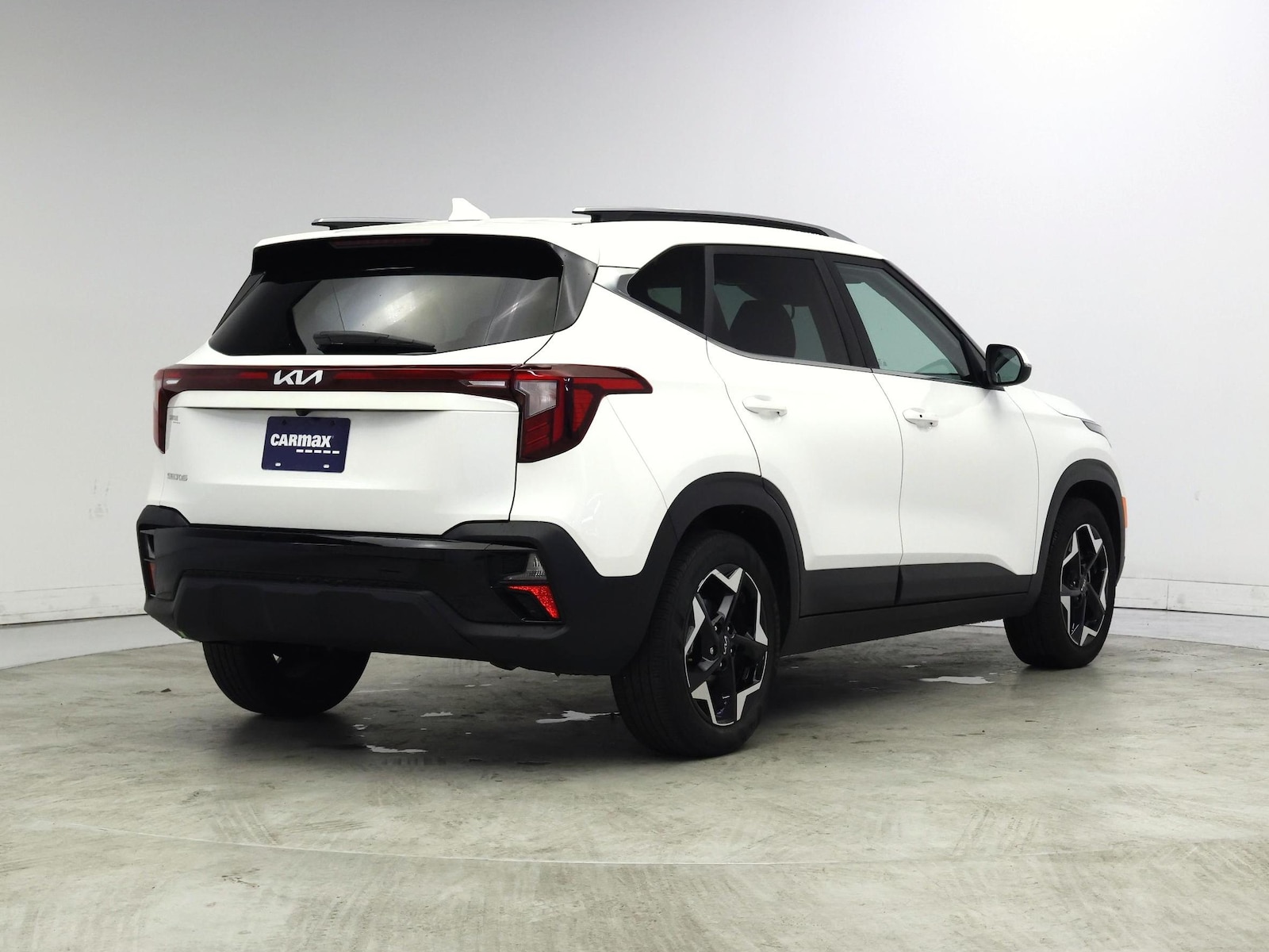 2024 Kia Seltos EX - Photo 9