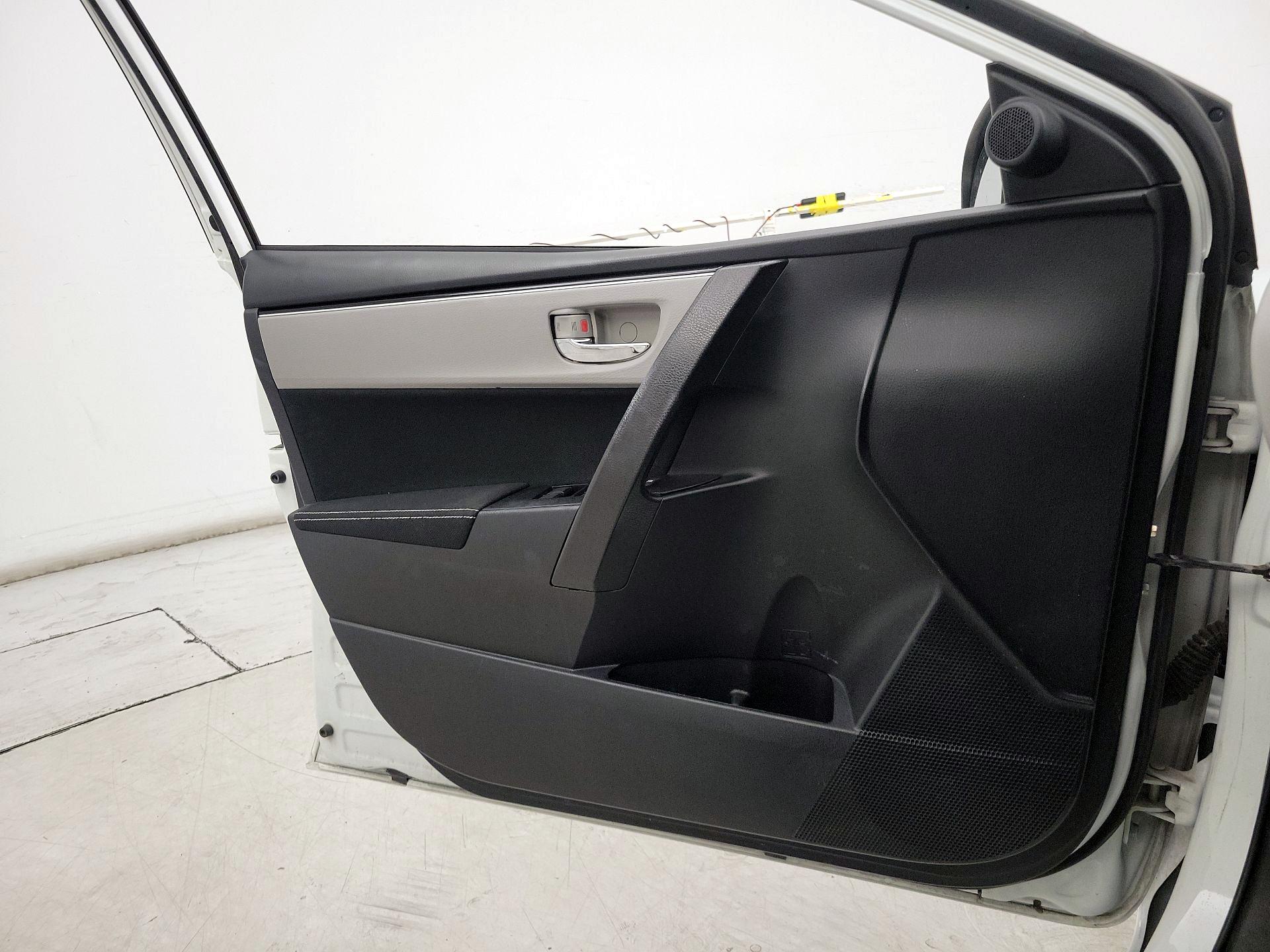 Thumbnail: 2019 Toyota Corolla - 12