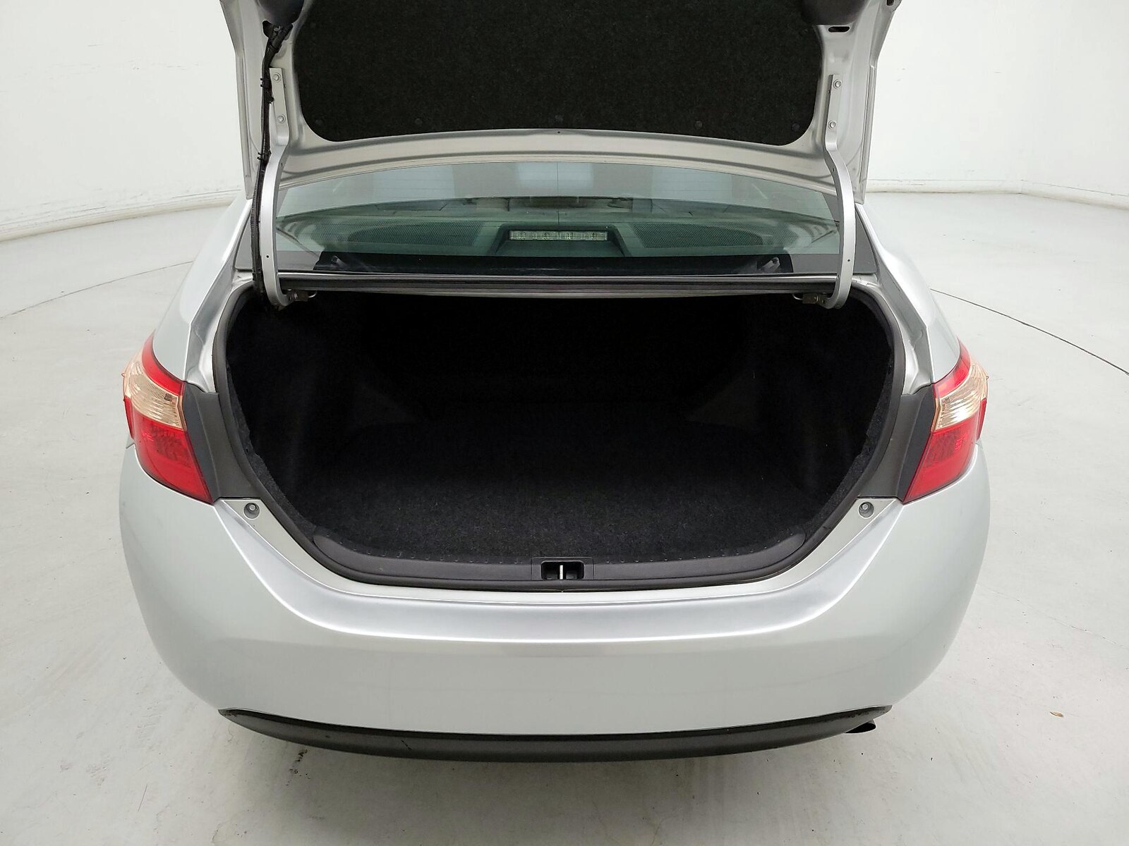 2018 Toyota Corolla LE - Photo 21