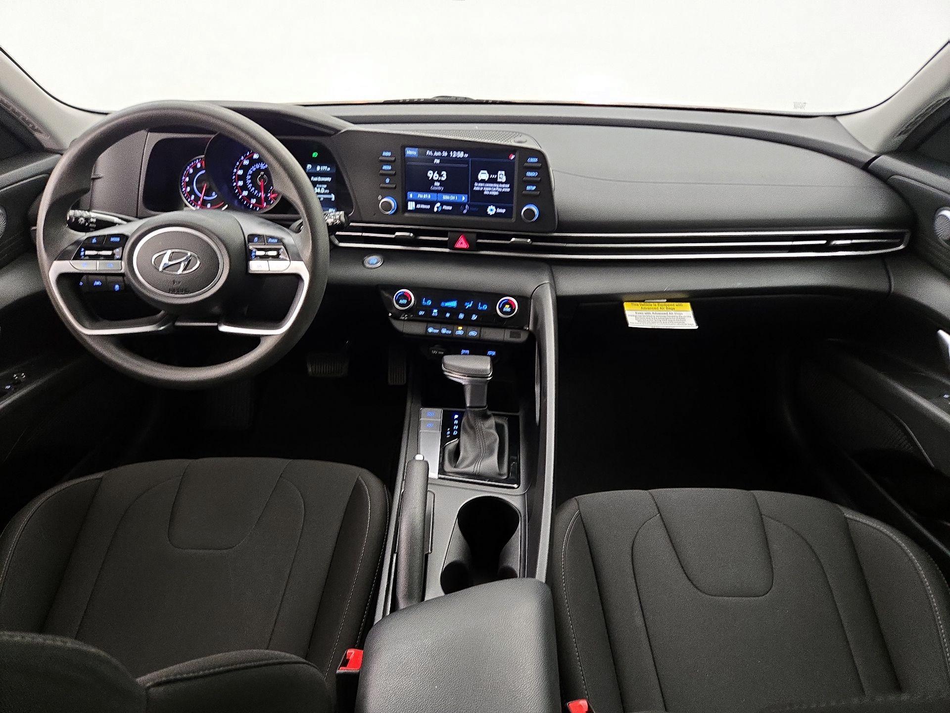 Thumbnail: 2023 Hyundai Elantra - 9