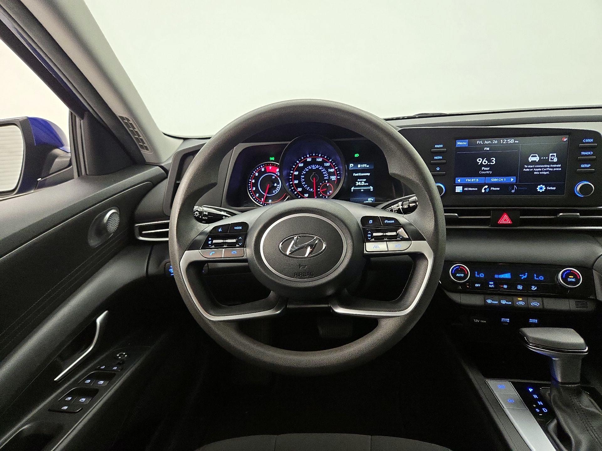 Thumbnail: 2023 Hyundai Elantra - 10