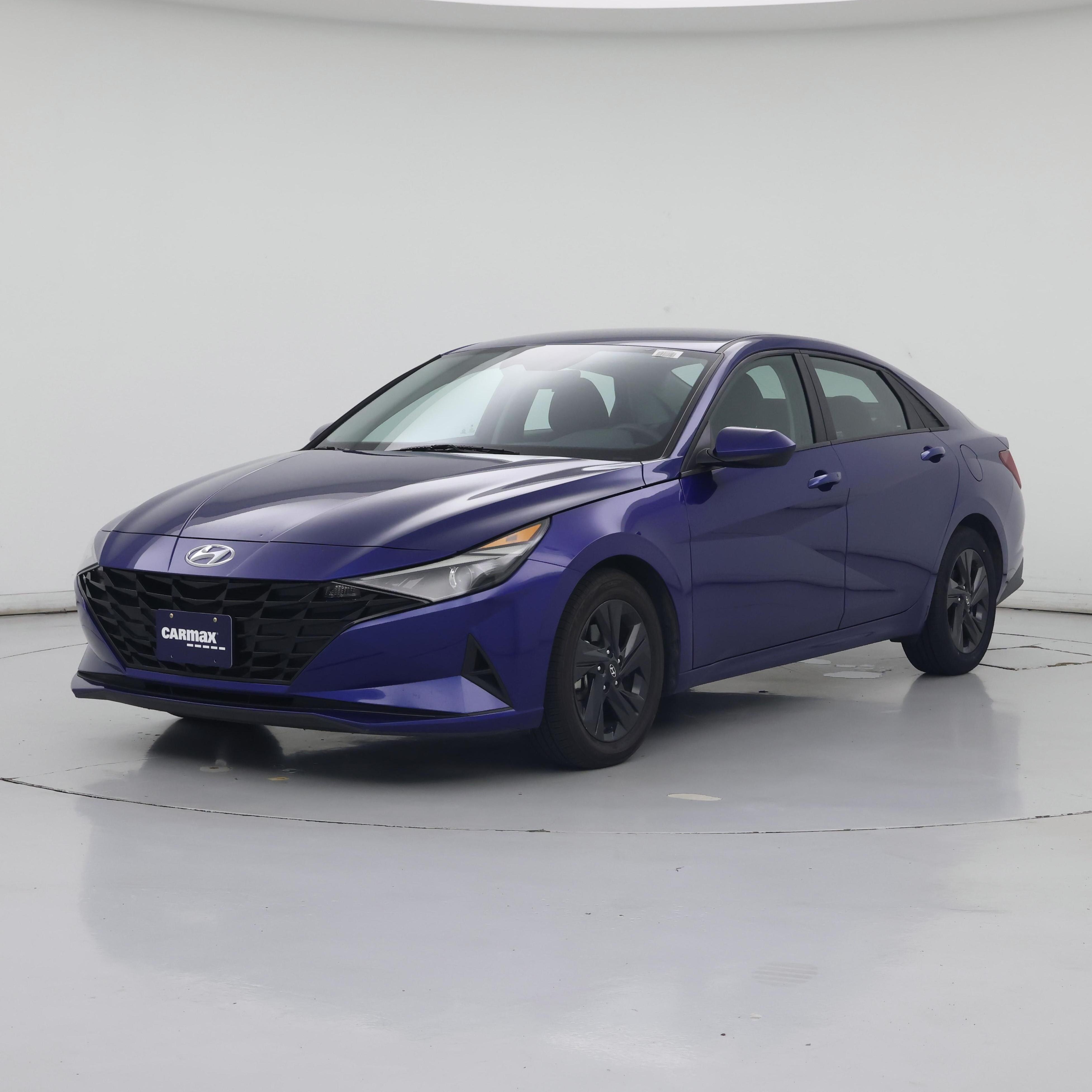 Thumbnail: 2023 Hyundai Elantra - 4