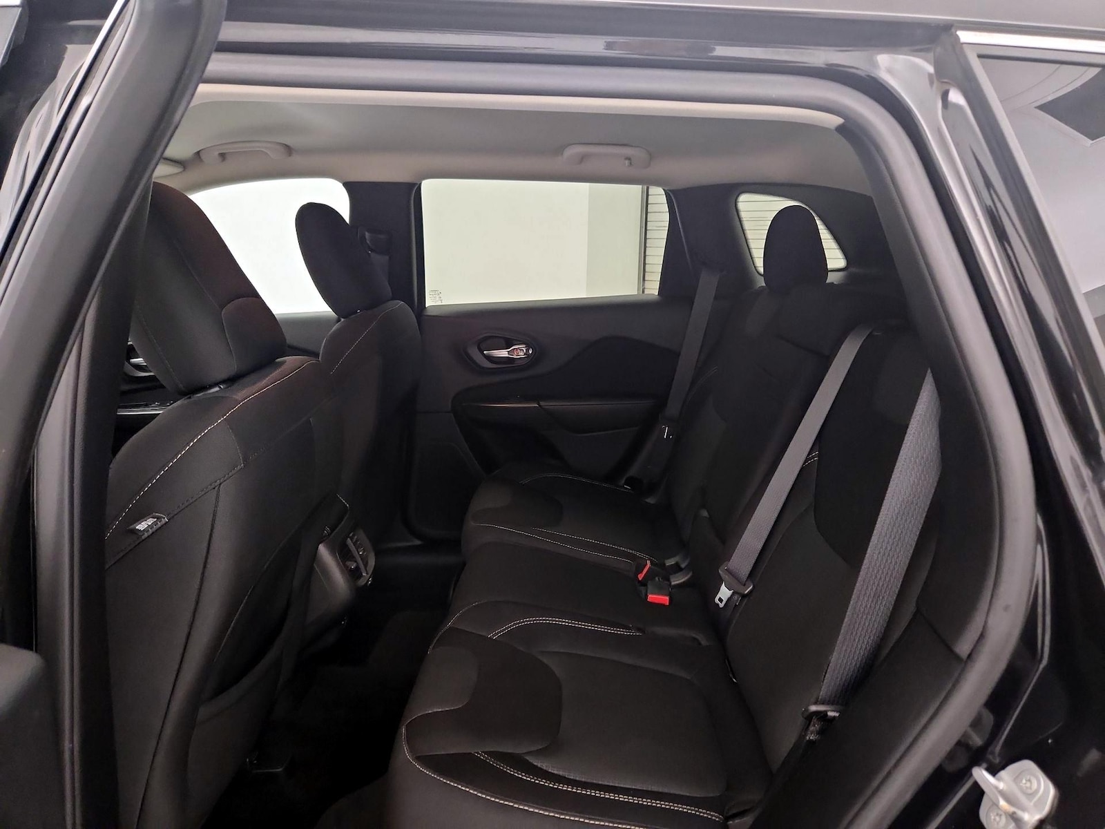 2015 Jeep Cherokee Latitude - Photo 20
