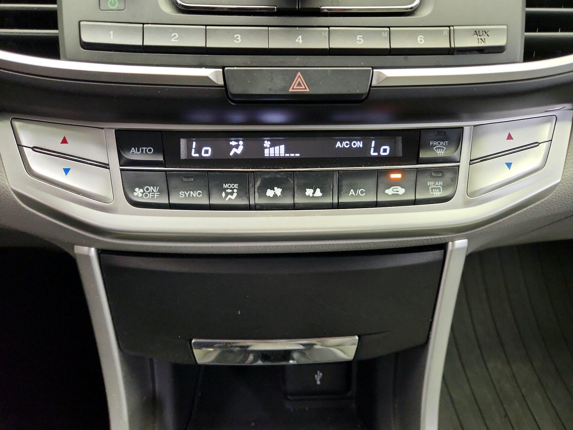 Thumbnail: 2014 Honda Accord - 16