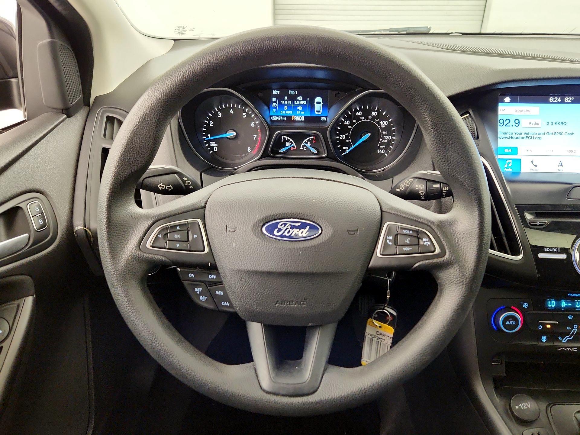 Thumbnail: 2018 Ford Focus - 10