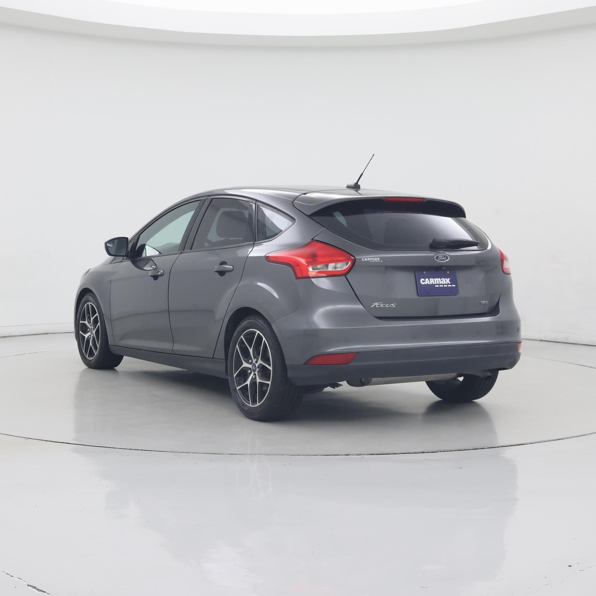 Thumbnail: 2018 Ford Focus - 2