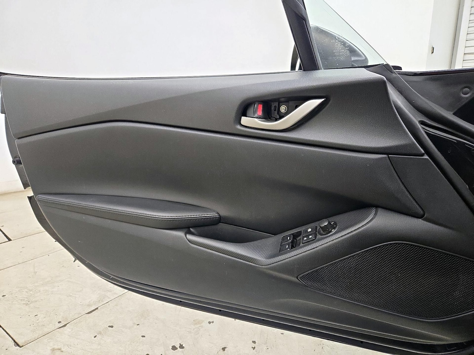2017 Mazda MX-5 Miata Sport - Photo 13