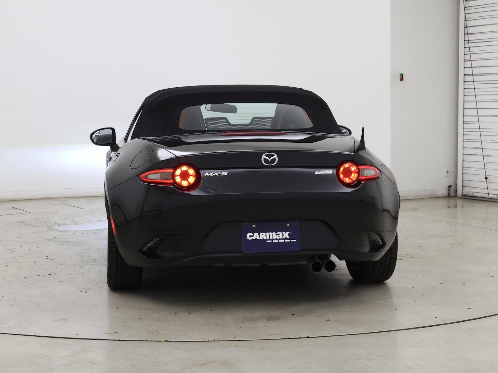2017 Mazda MX-5 Miata Sport - Photo 7