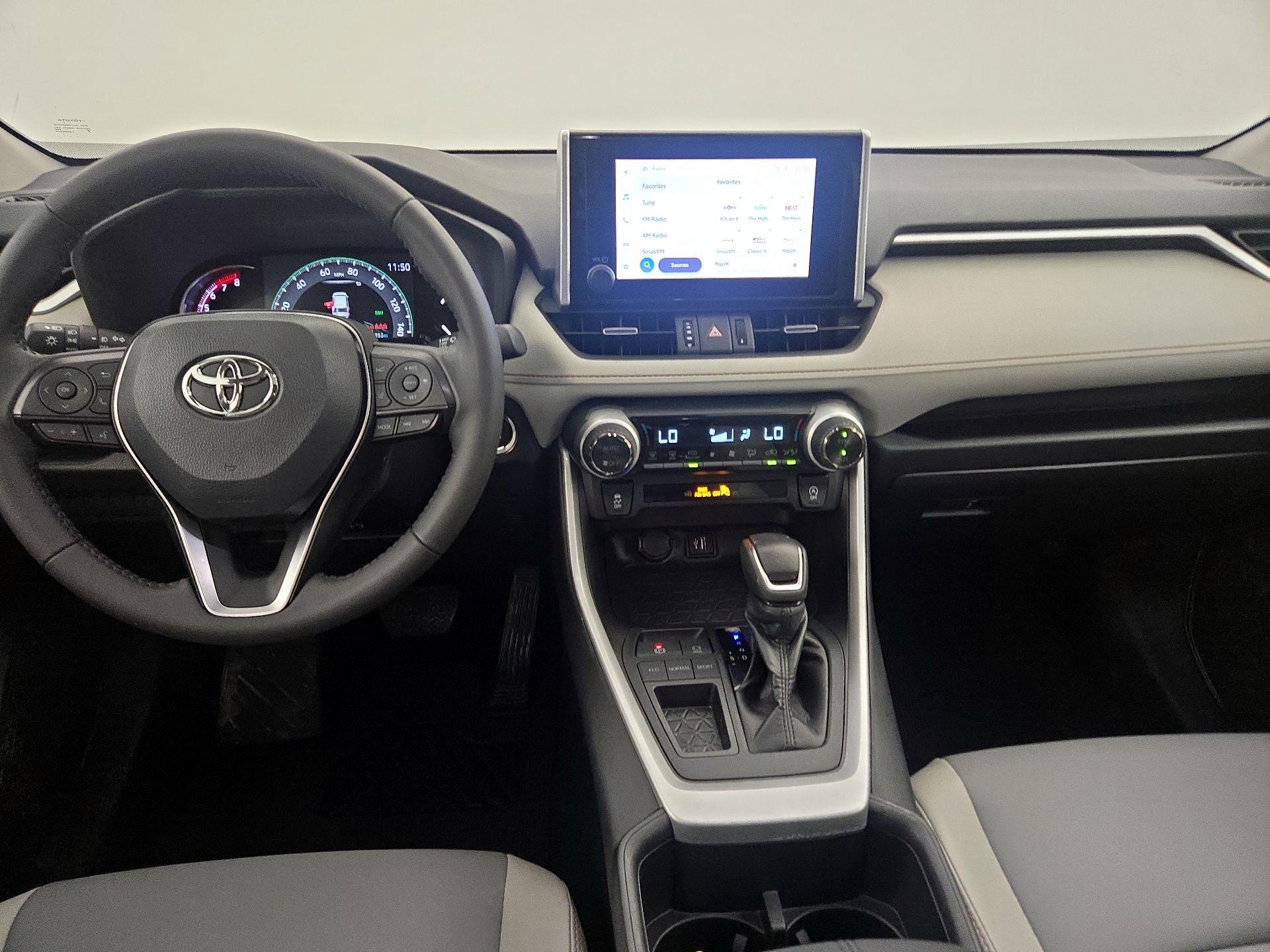 Thumbnail: 2025 Toyota RAV4 - 9