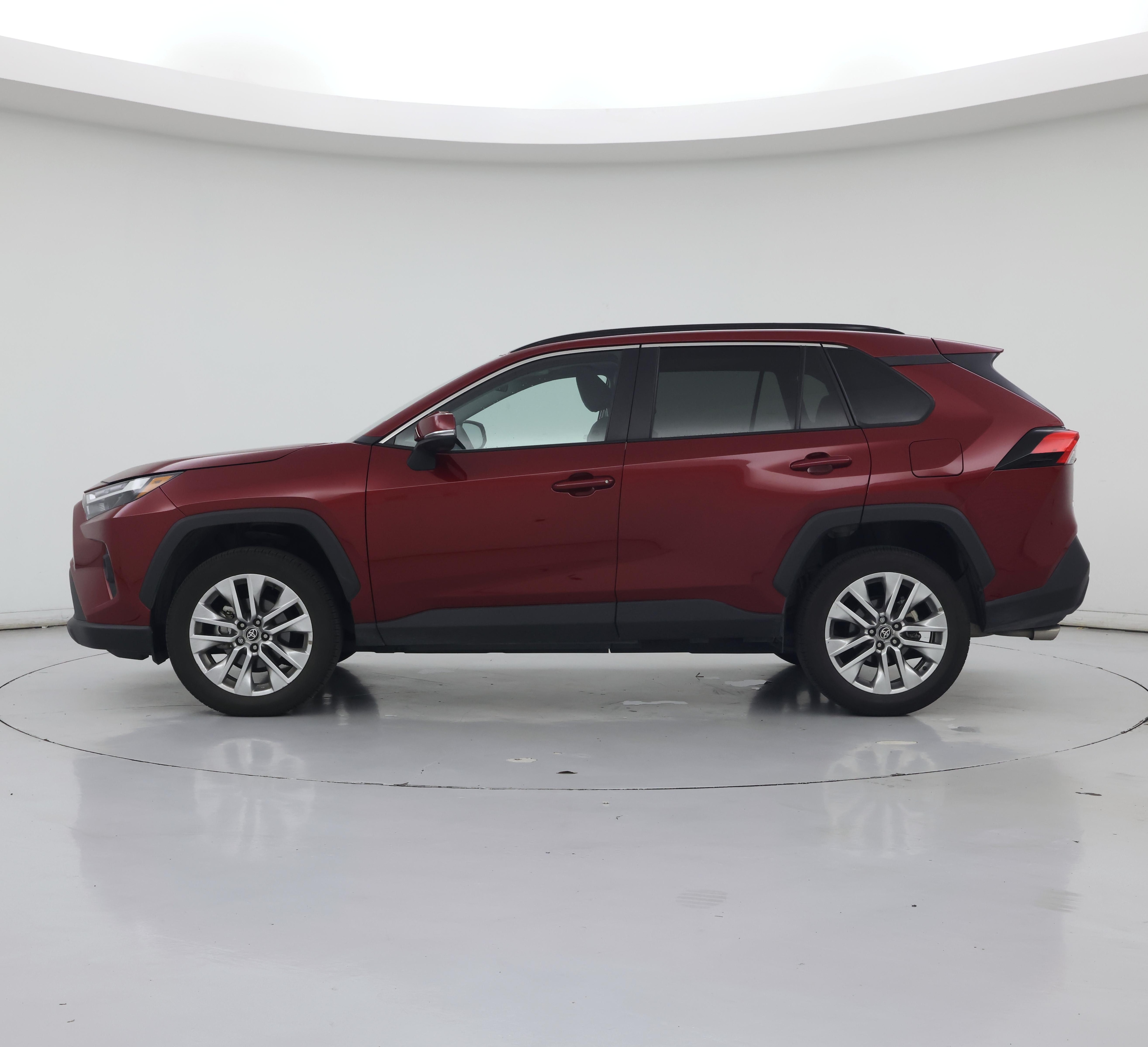 Thumbnail: 2025 Toyota RAV4 - 3