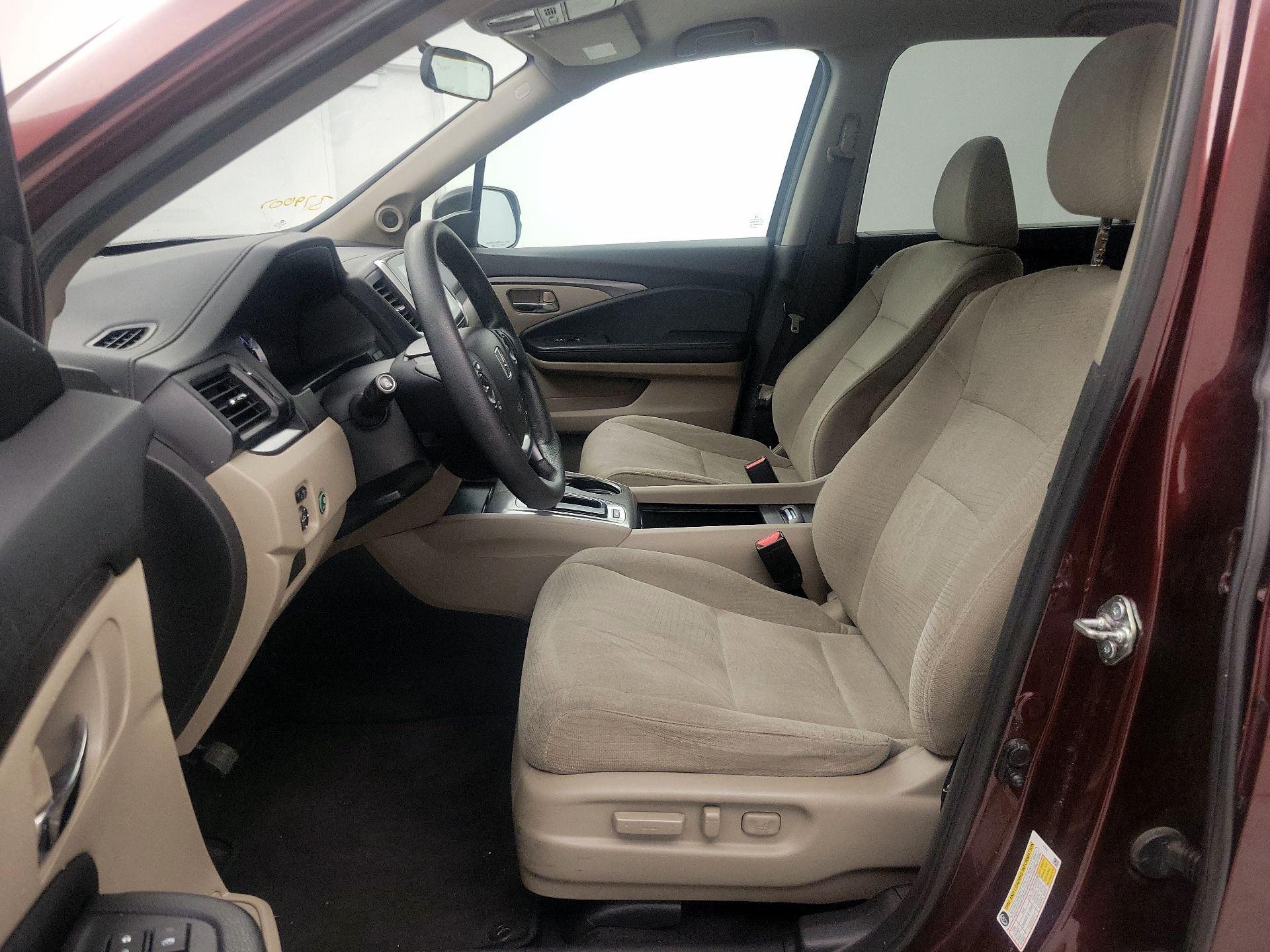 Thumbnail: 2018 Honda Pilot - 11