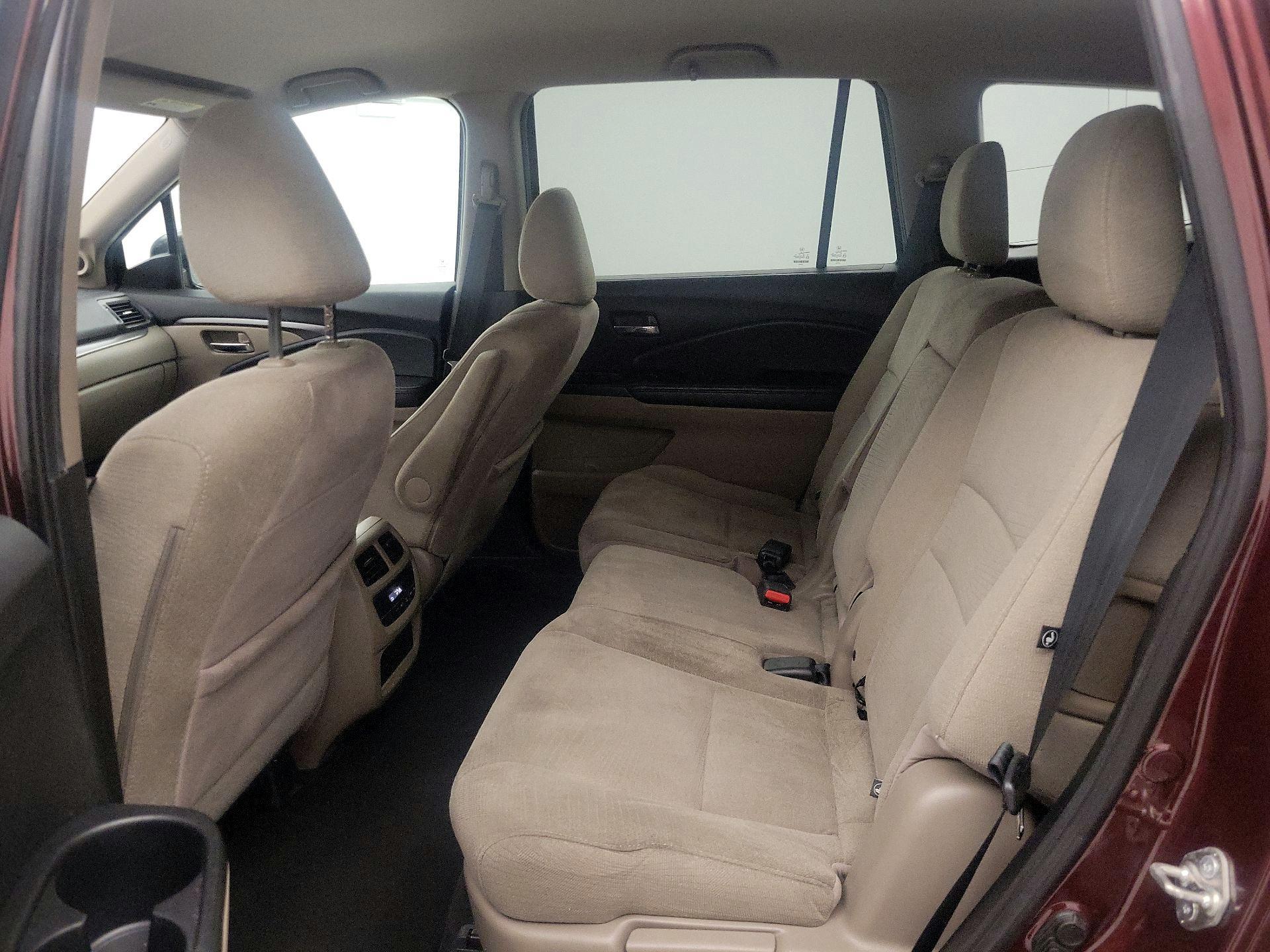 Thumbnail: 2018 Honda Pilot - 19