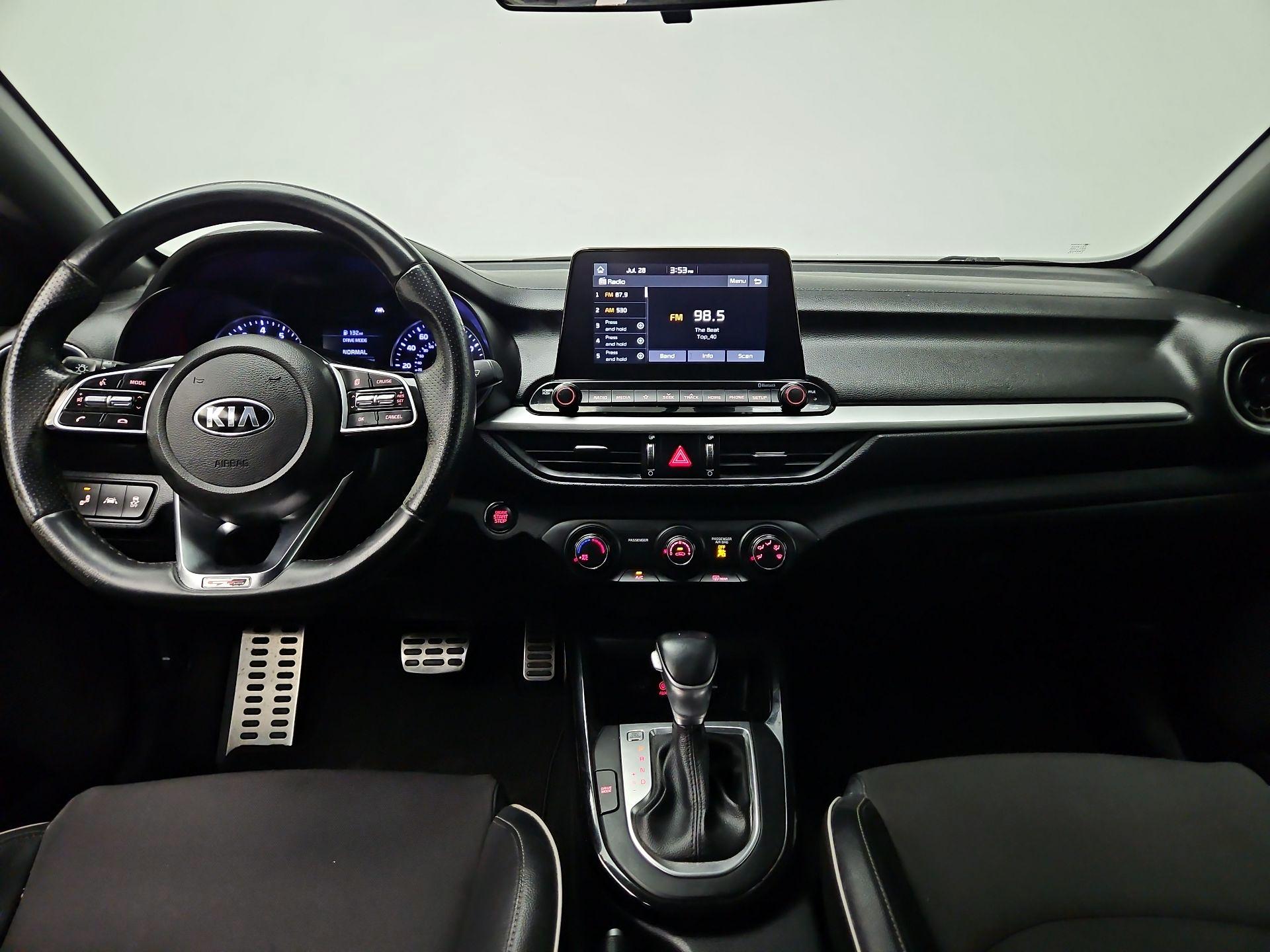 Thumbnail: 2020 Kia Forte - 9