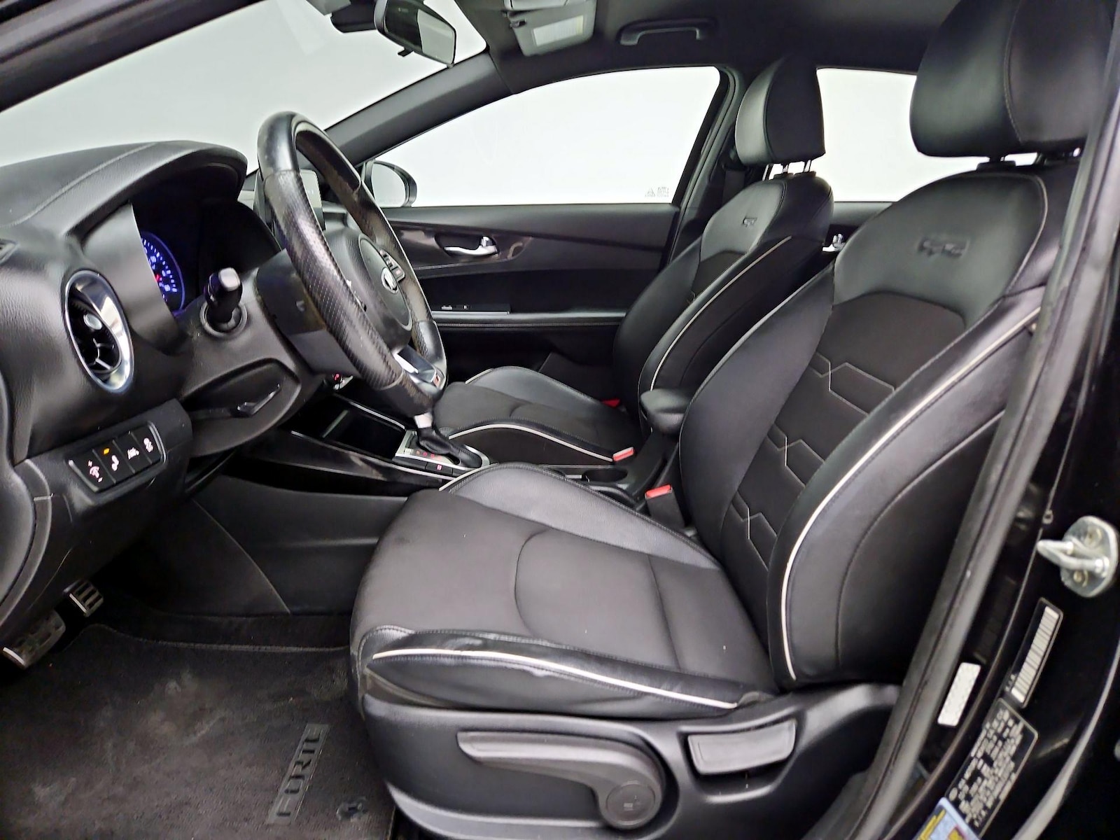 2020 Kia FORTE GT-Line - Photo 12