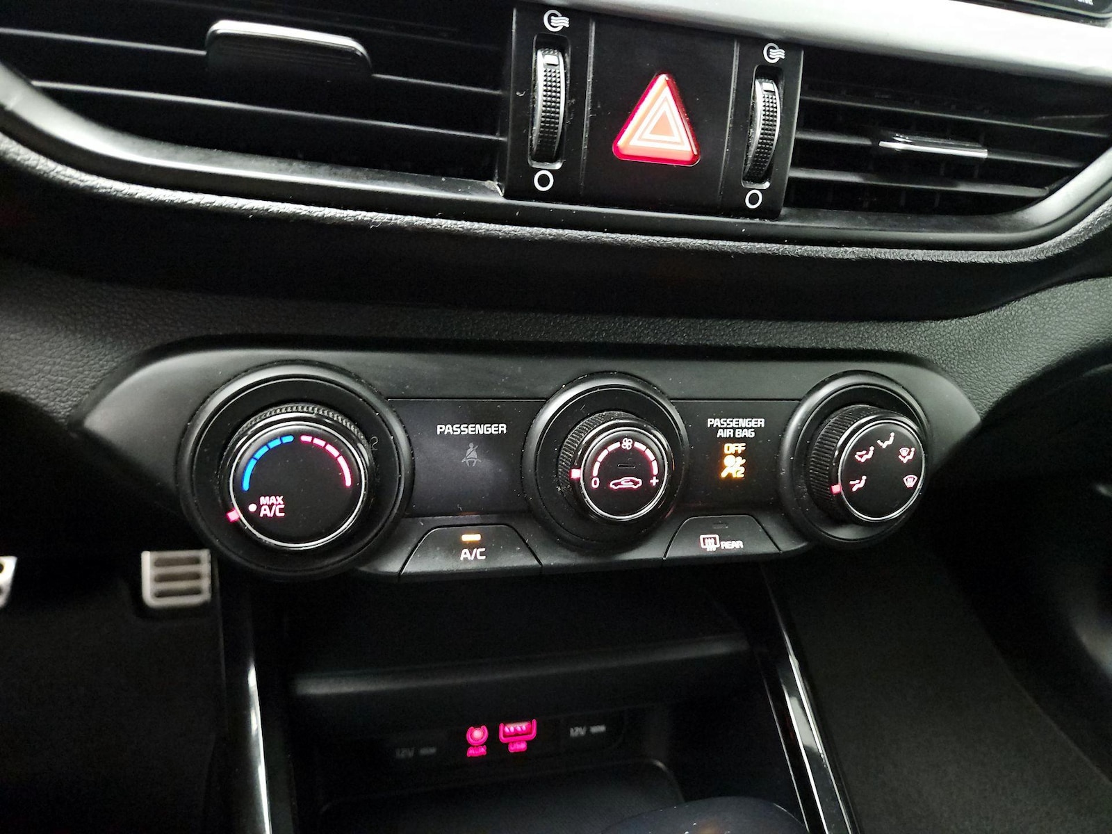 2020 Kia FORTE GT-Line - Photo 17
