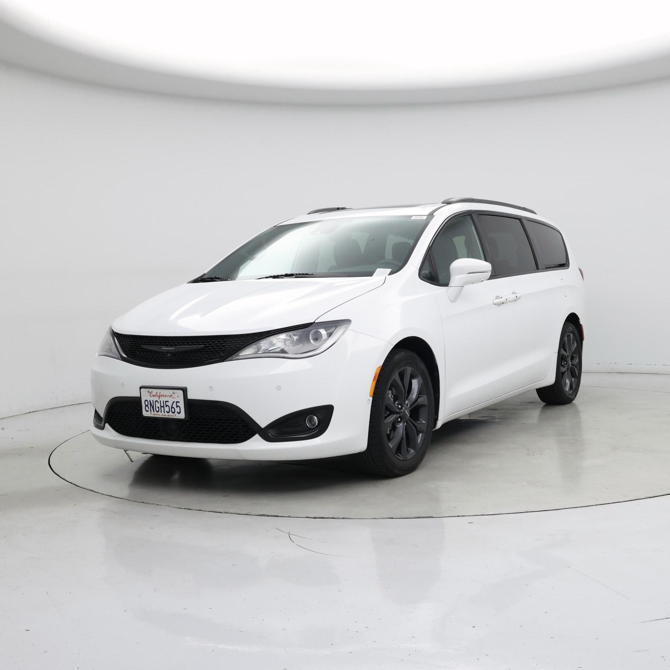 Thumbnail: 2020 Chrysler Pacifica - 4