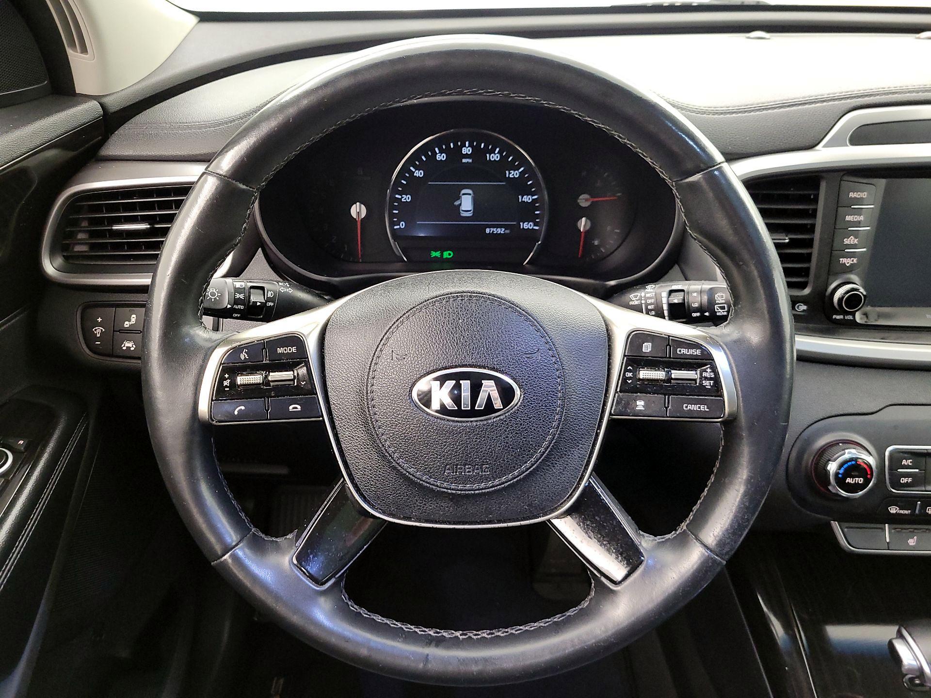 Thumbnail: 2019 Kia Sorento - 10