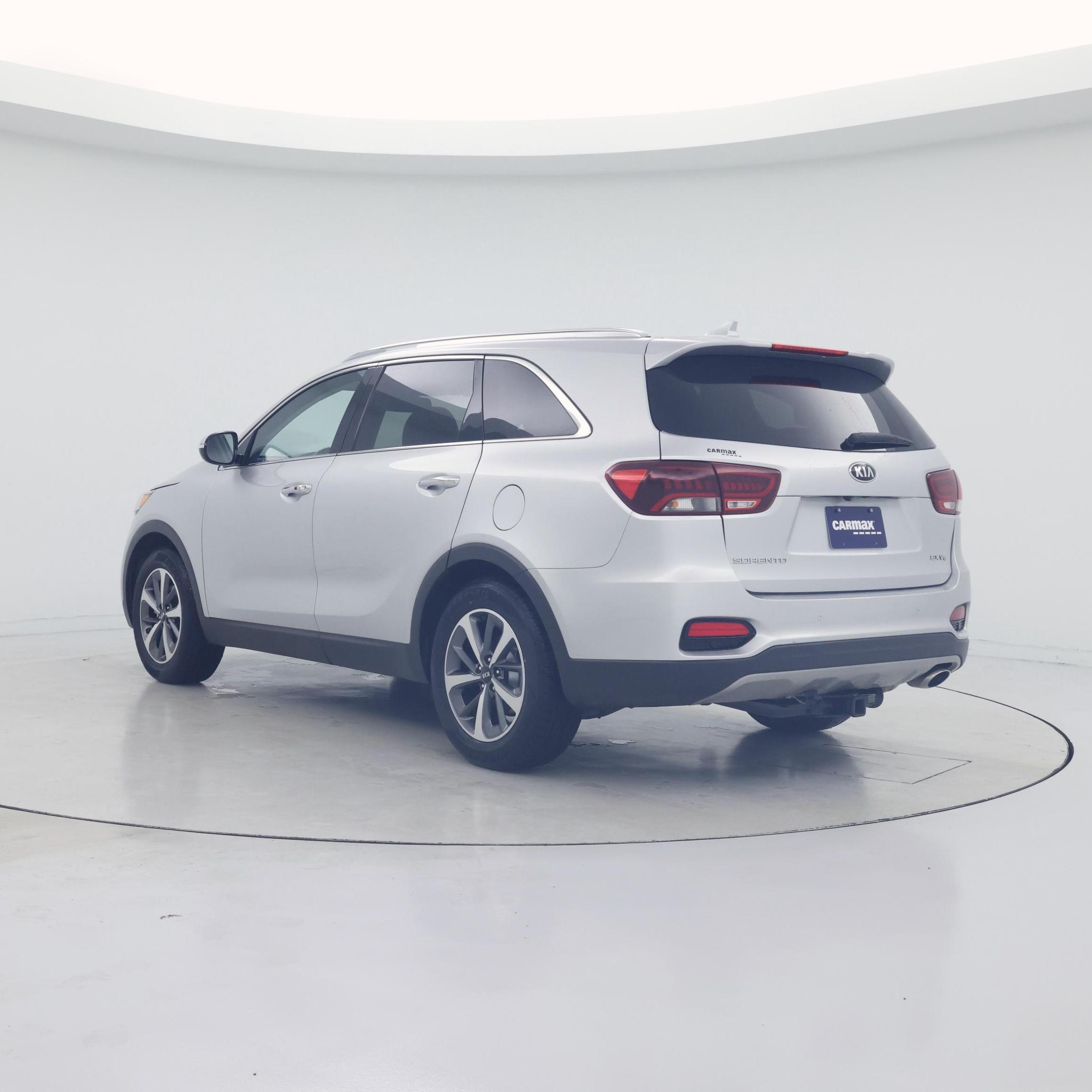 Thumbnail: 2019 Kia Sorento - 2