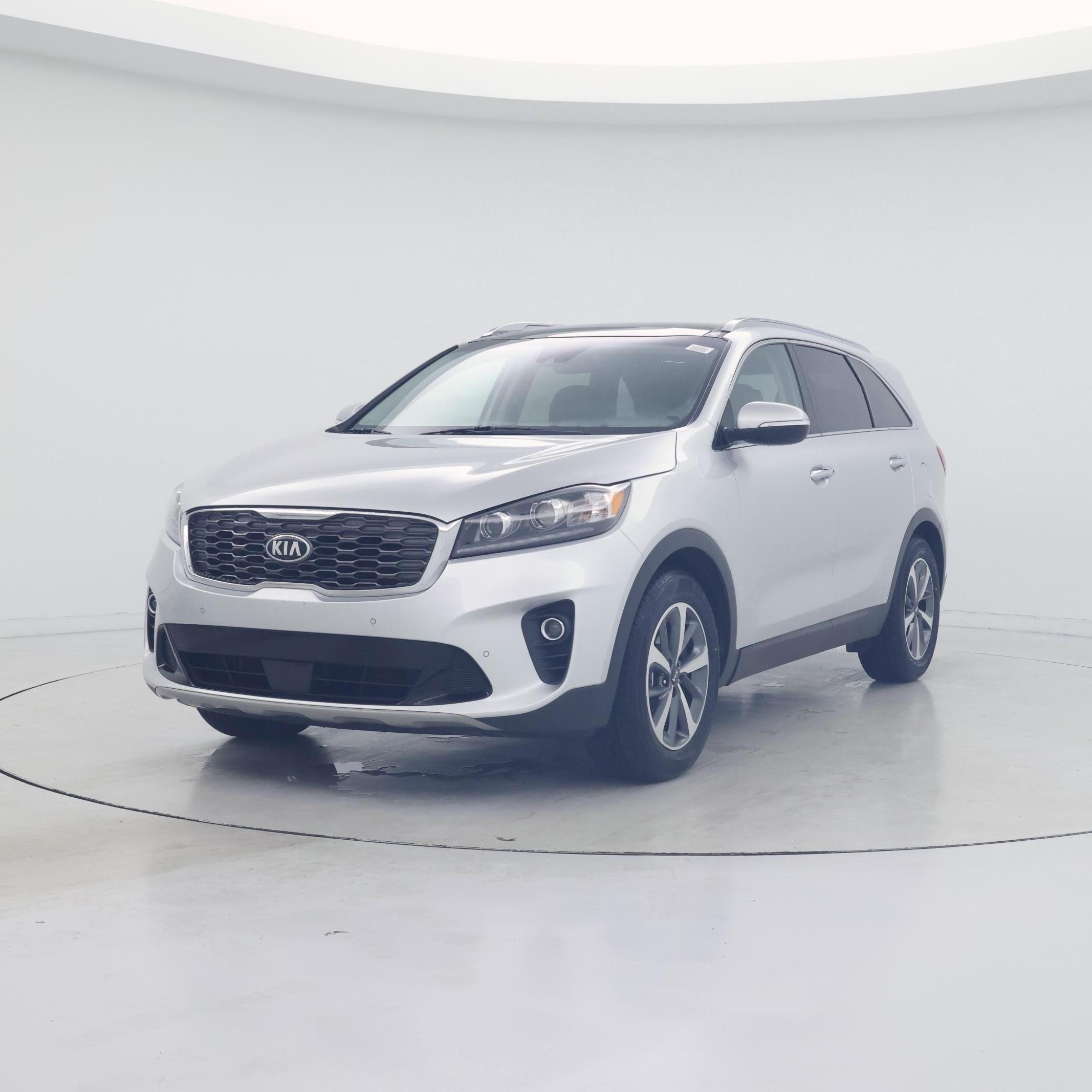 Thumbnail: 2019 Kia Sorento - 4