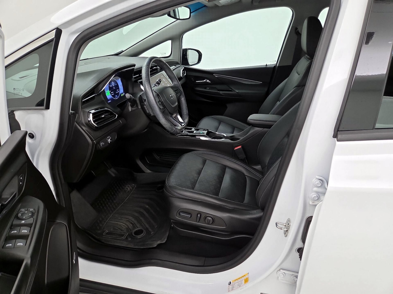 2023 Chevrolet Bolt EV 2LT - Photo 12
