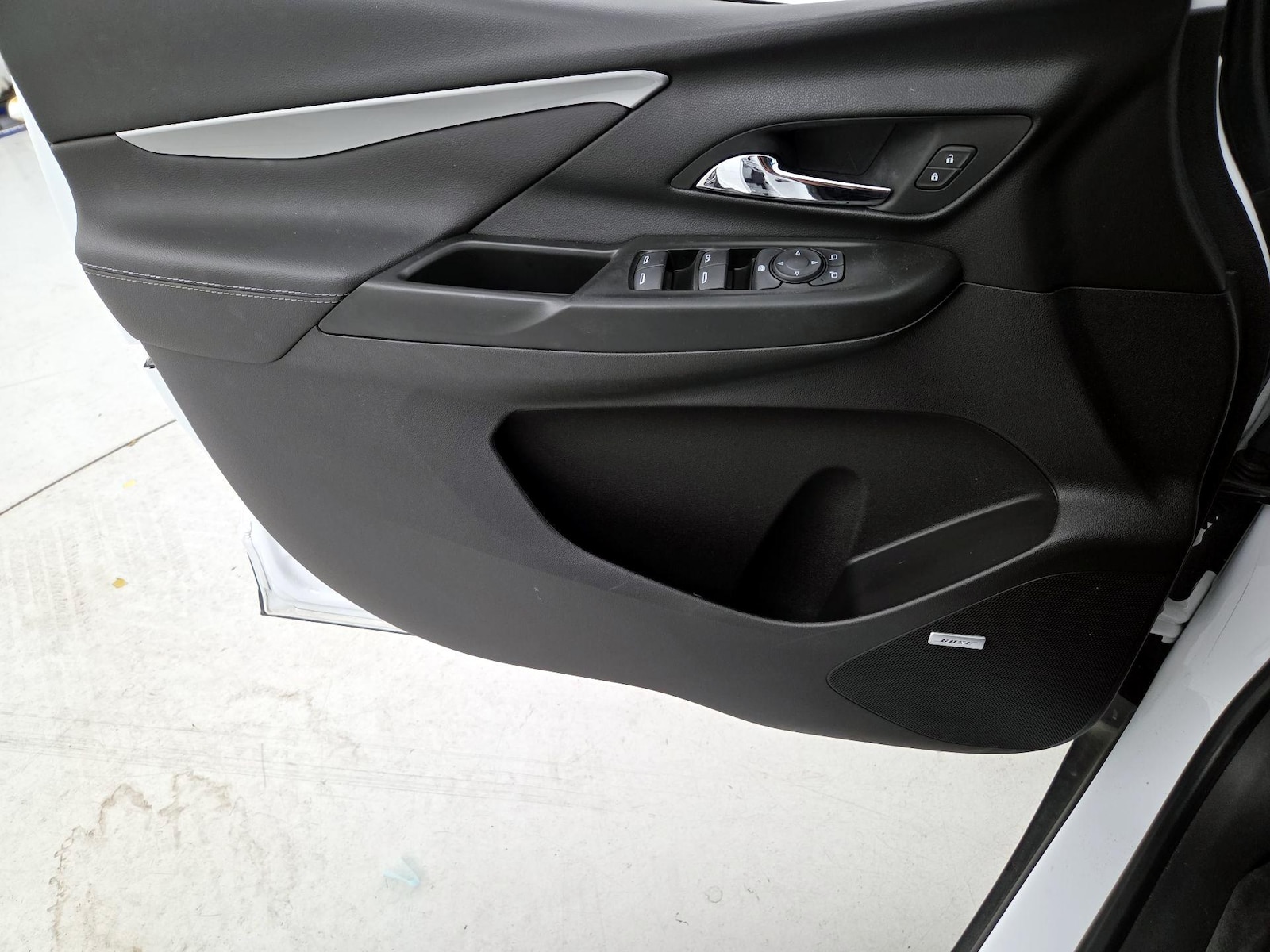 2023 Chevrolet Bolt EV 2LT - Photo 13