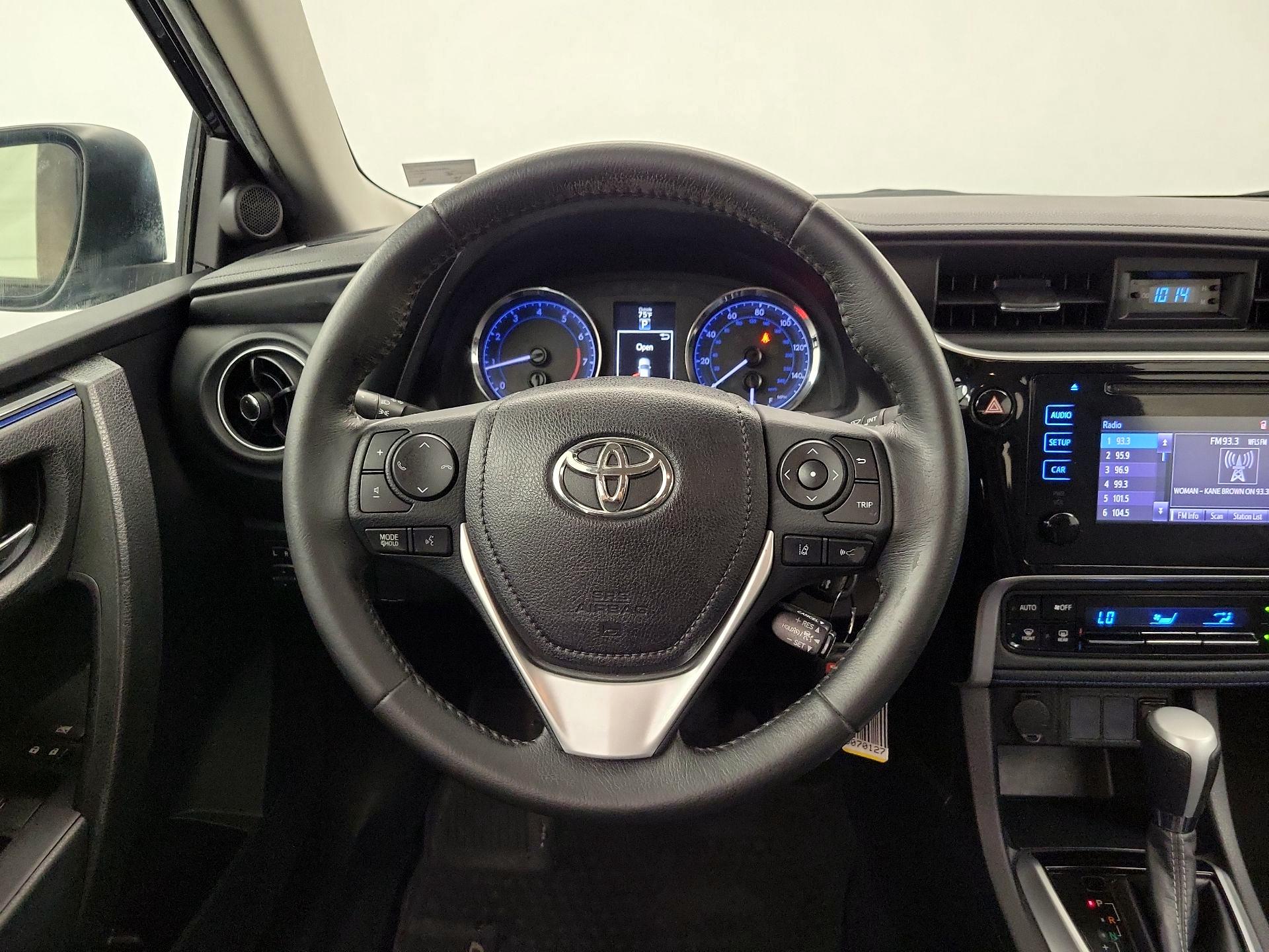 Thumbnail: 2019 Toyota Corolla - 10