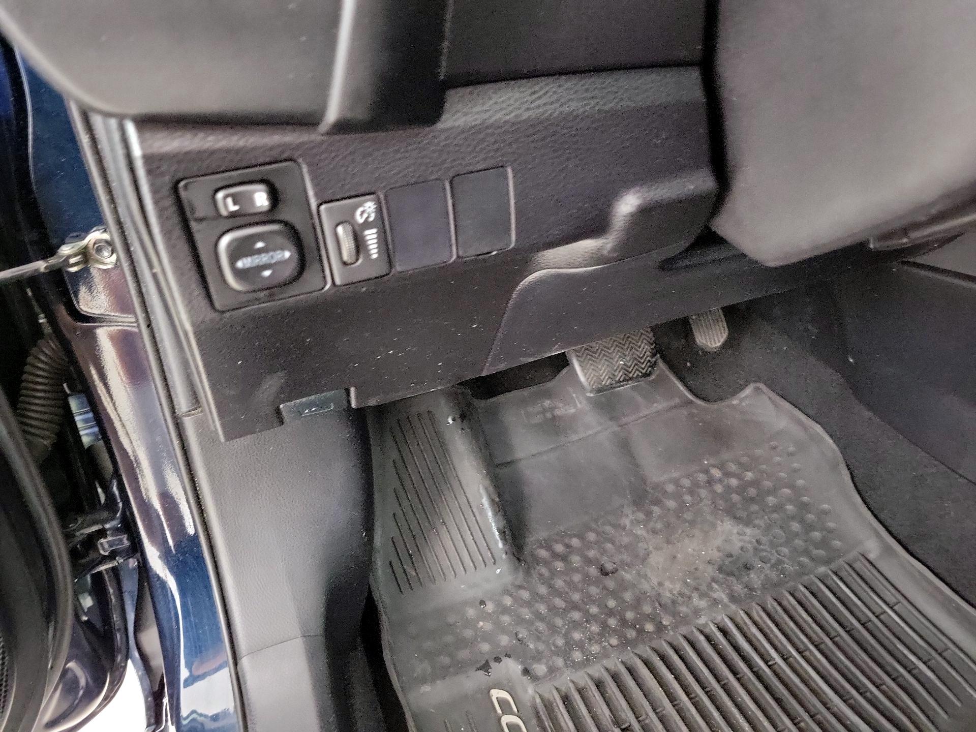 Thumbnail: 2019 Toyota Corolla - 13