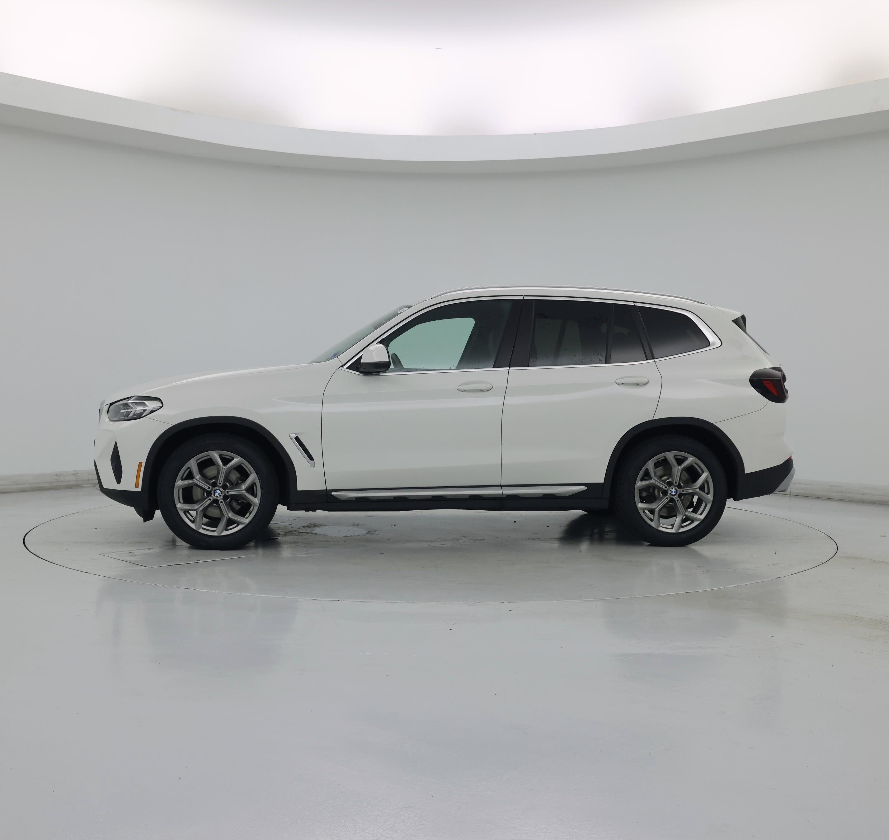 Thumbnail: 2023 BMW X3 - 3