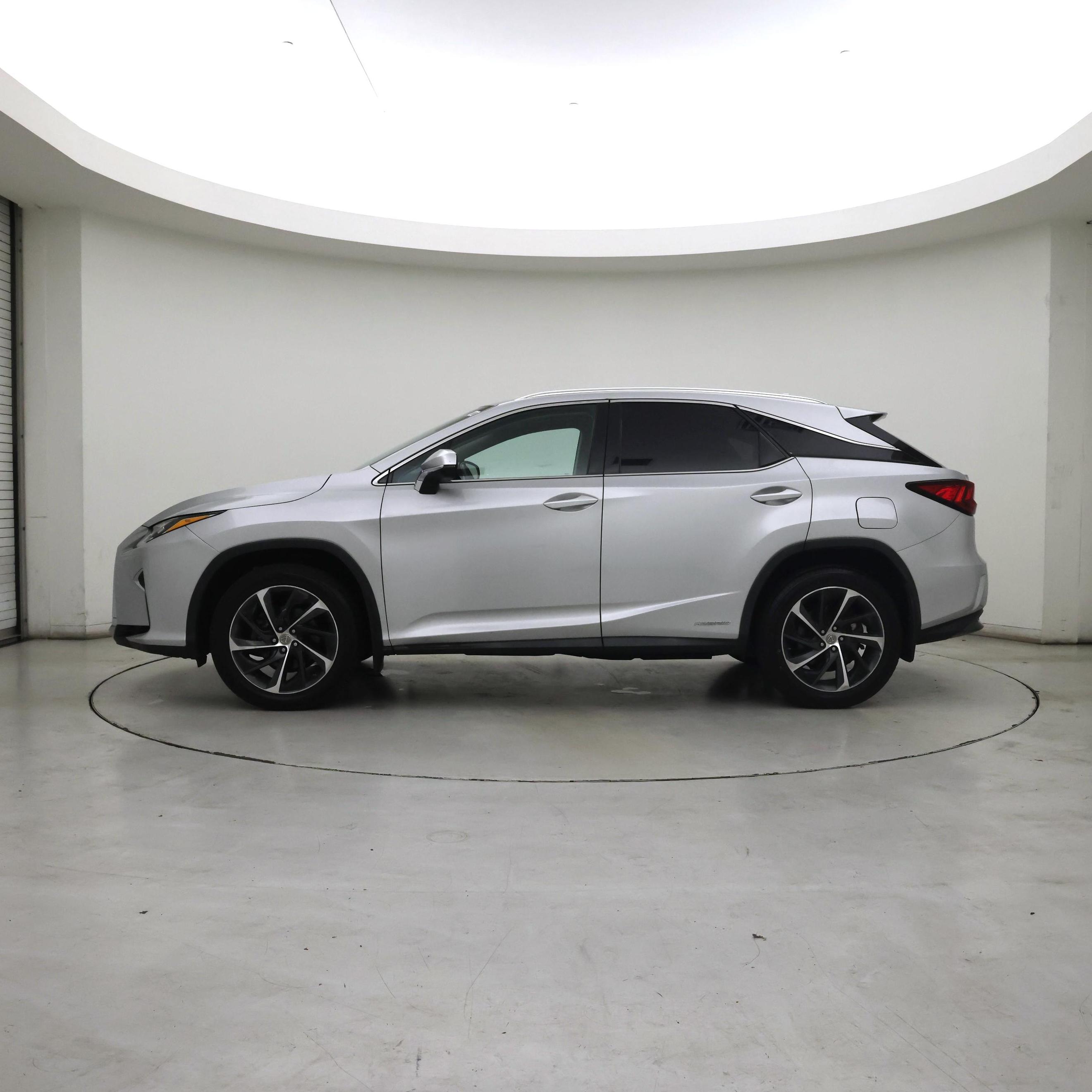 Thumbnail: 2016 Lexus RX - 3