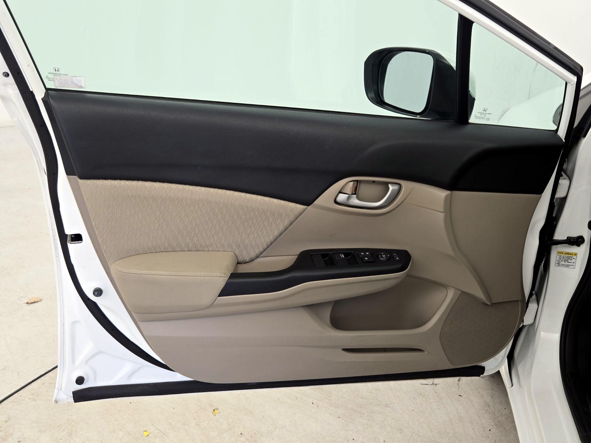 Thumbnail: 2015 Honda Civic - 12
