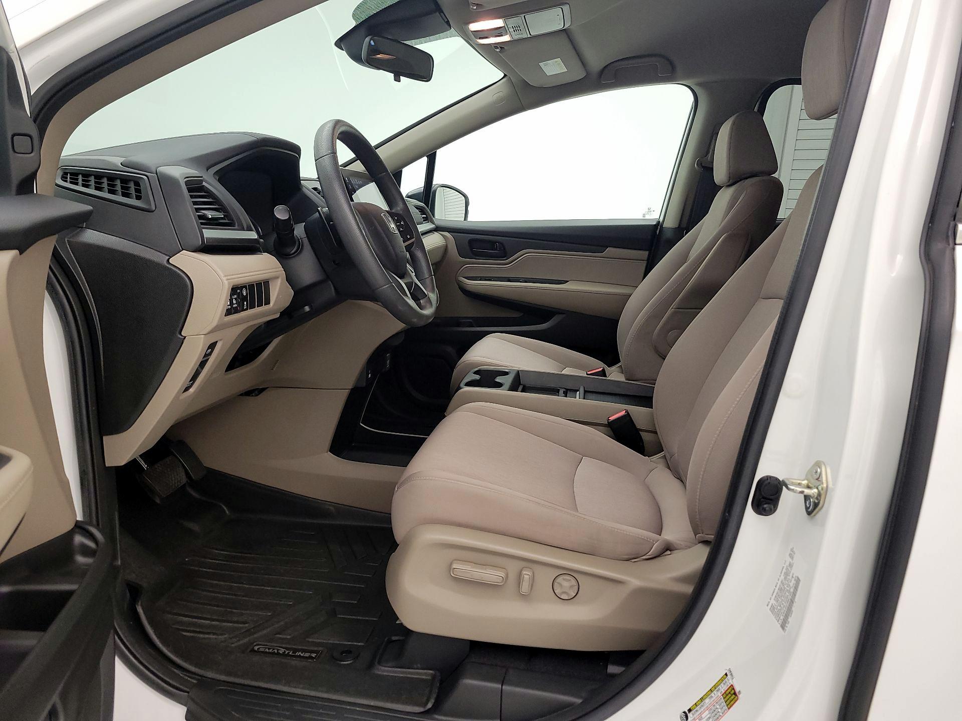 Thumbnail: 2021 Honda Odyssey - 11