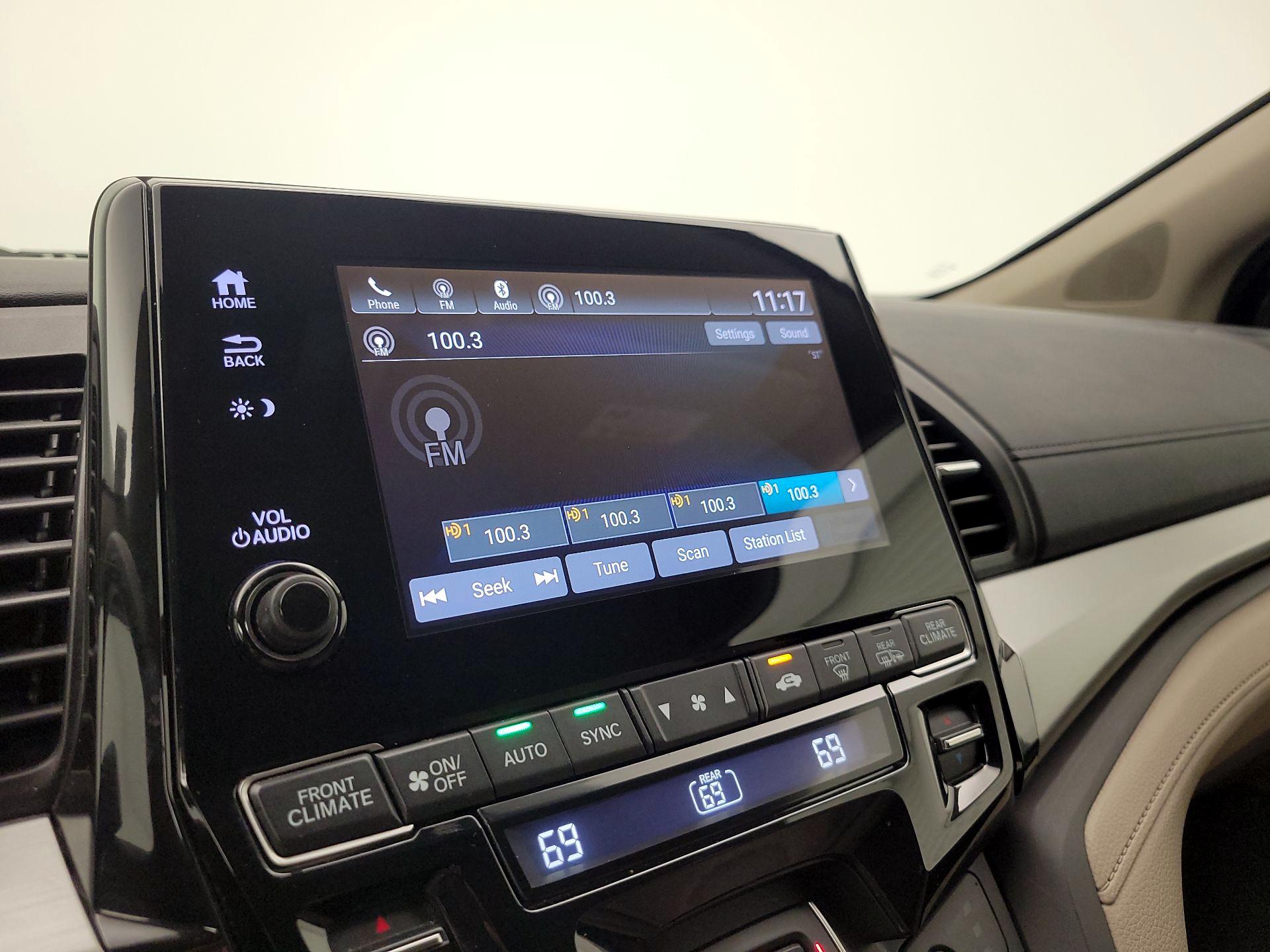 Thumbnail: 2021 Honda Odyssey - 15