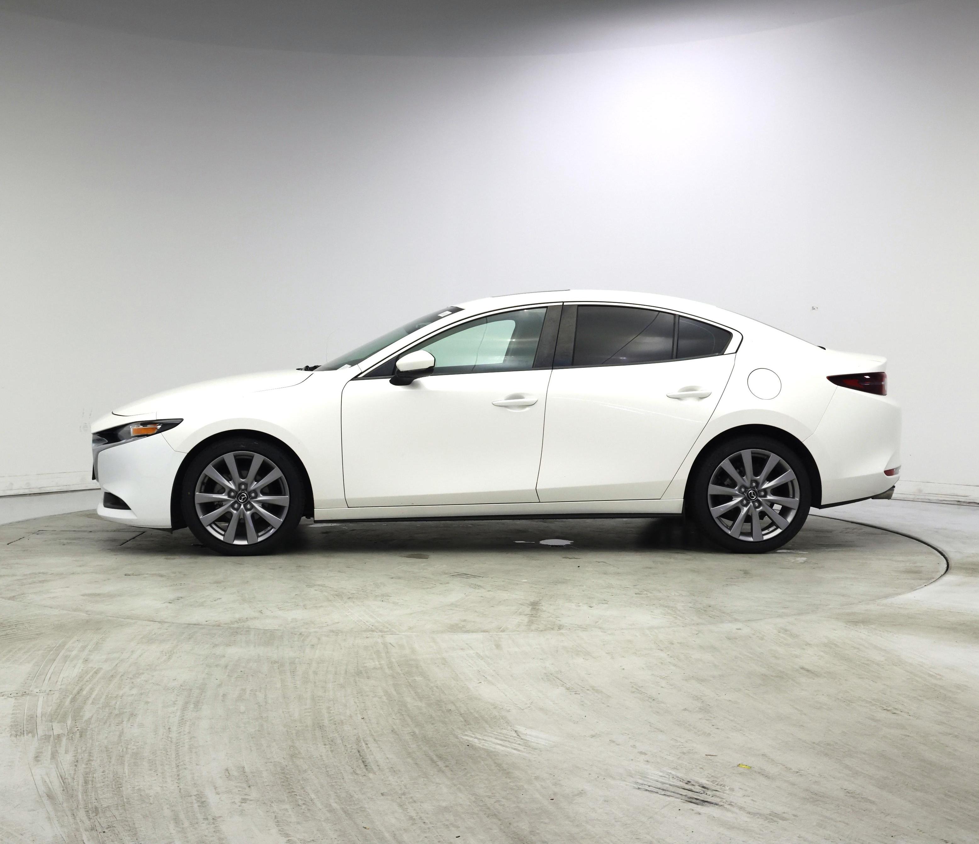 Thumbnail: 2021 Mazda Mazda3 - 3