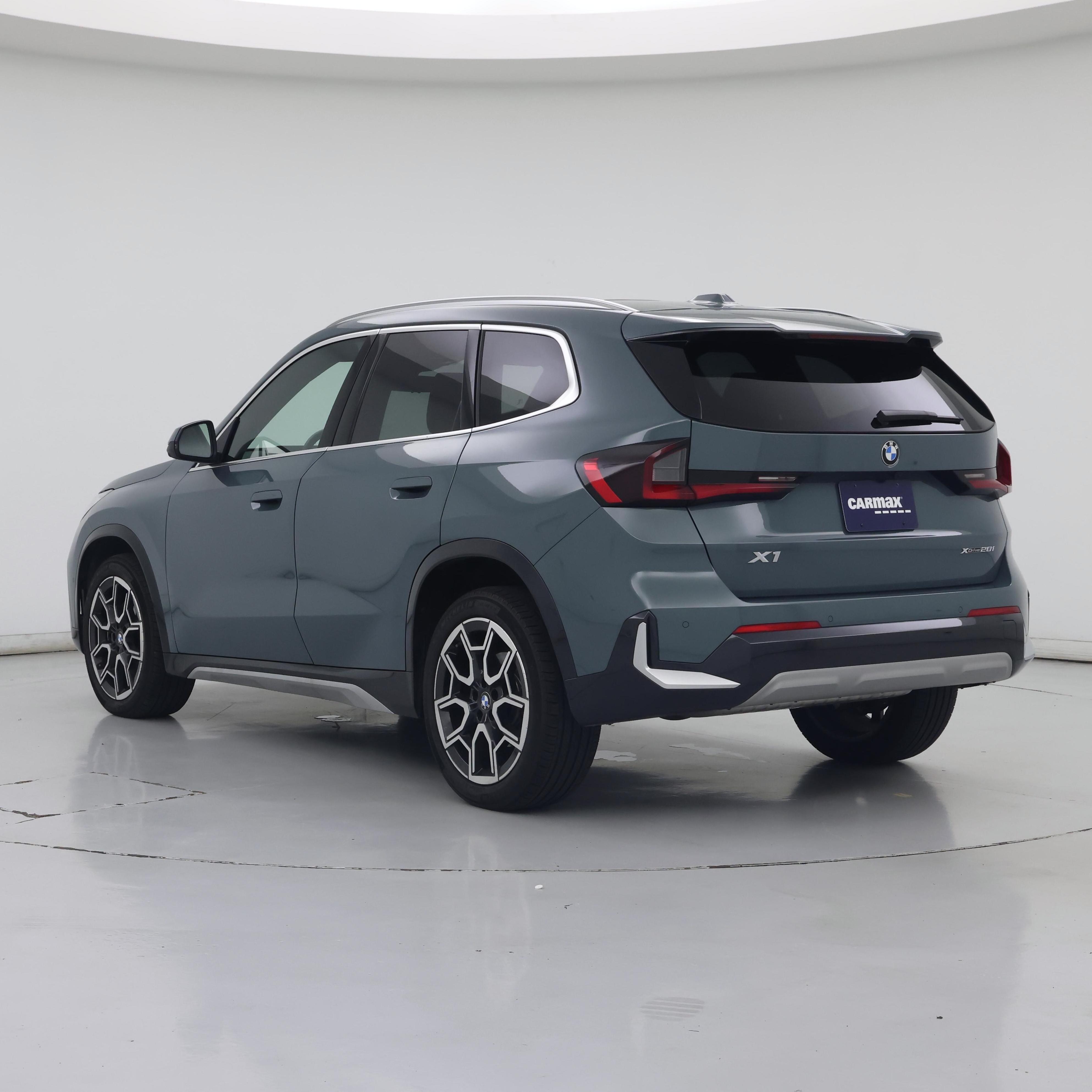 Thumbnail: 2025 BMW X1 - 2