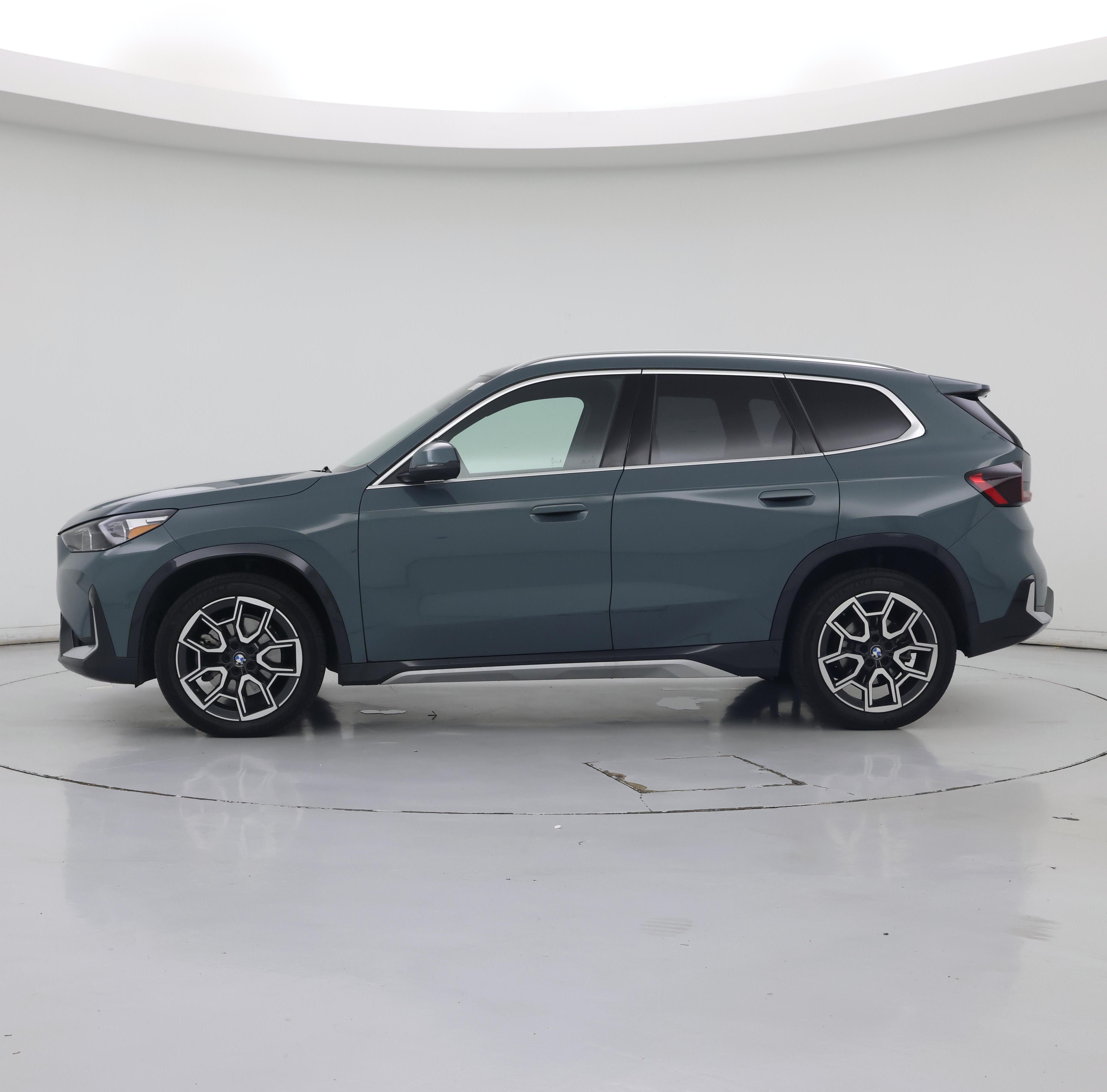 Thumbnail: 2025 BMW X1 - 3