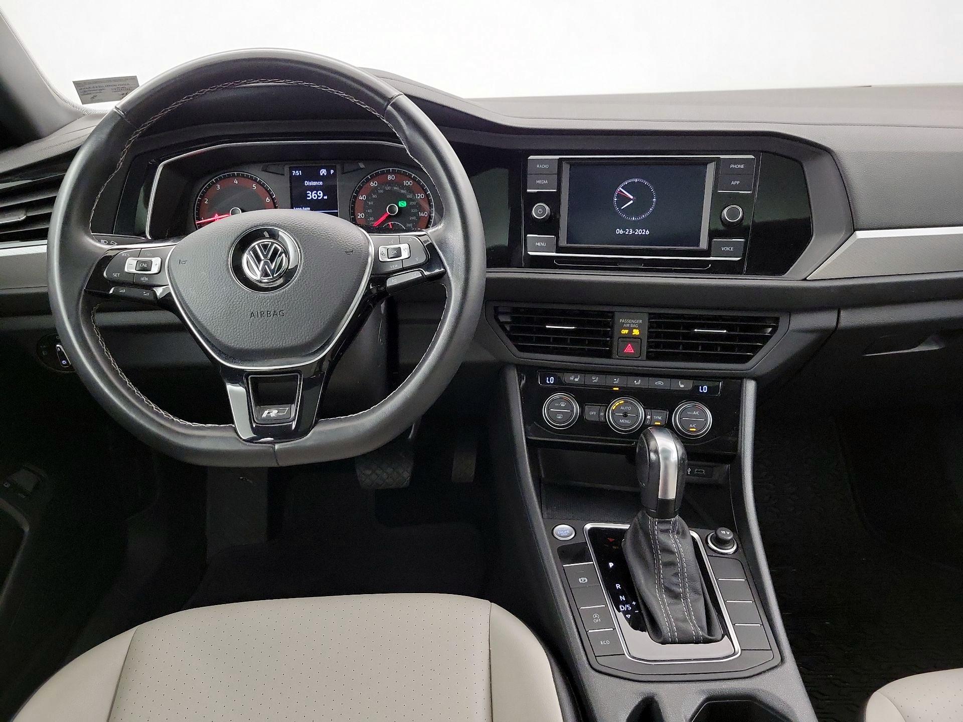 Thumbnail: 2021 Volkswagen Jetta - 9