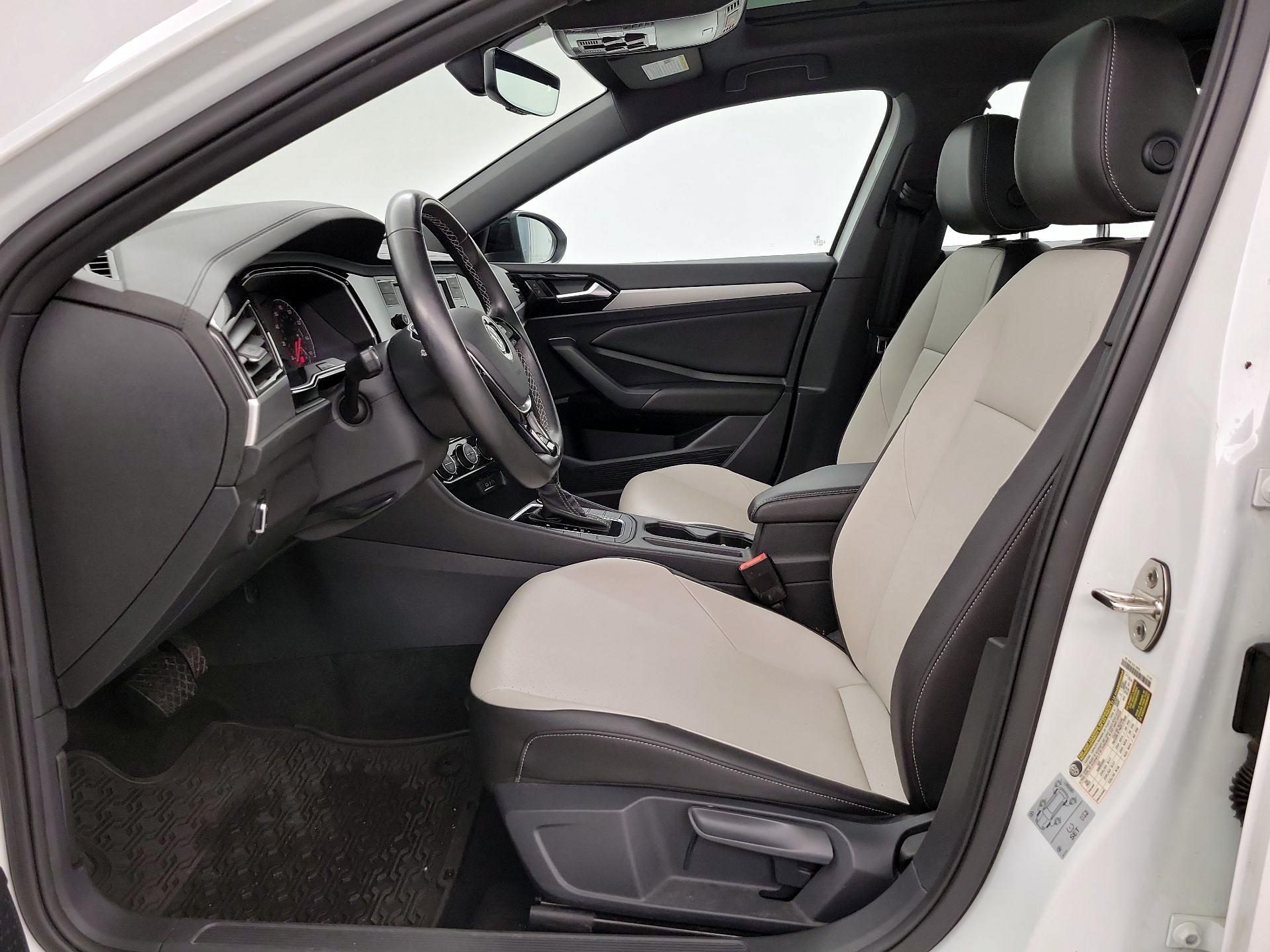 Thumbnail: 2021 Volkswagen Jetta - 11