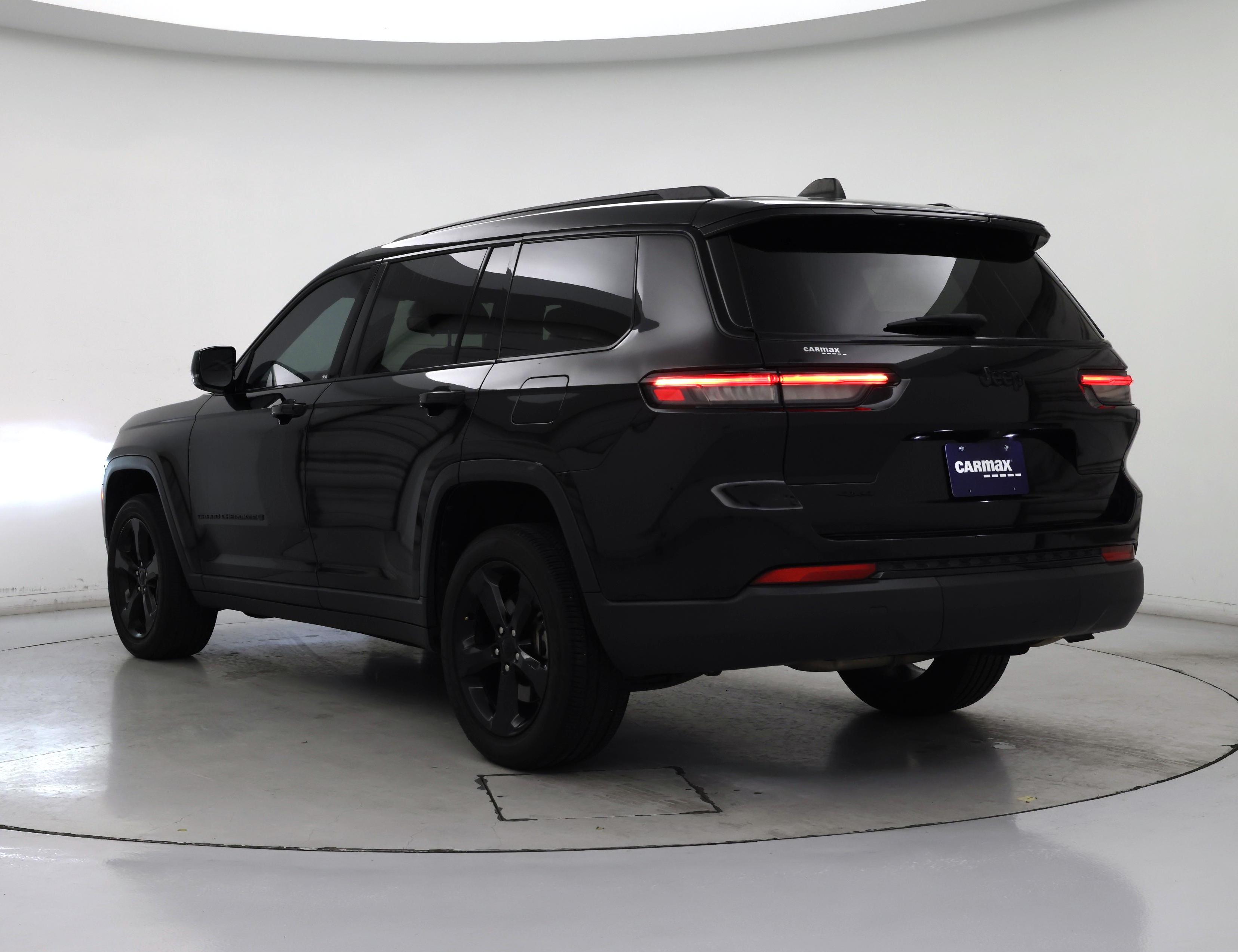 Thumbnail: 2023 Jeep Grand Cherokee L - 2