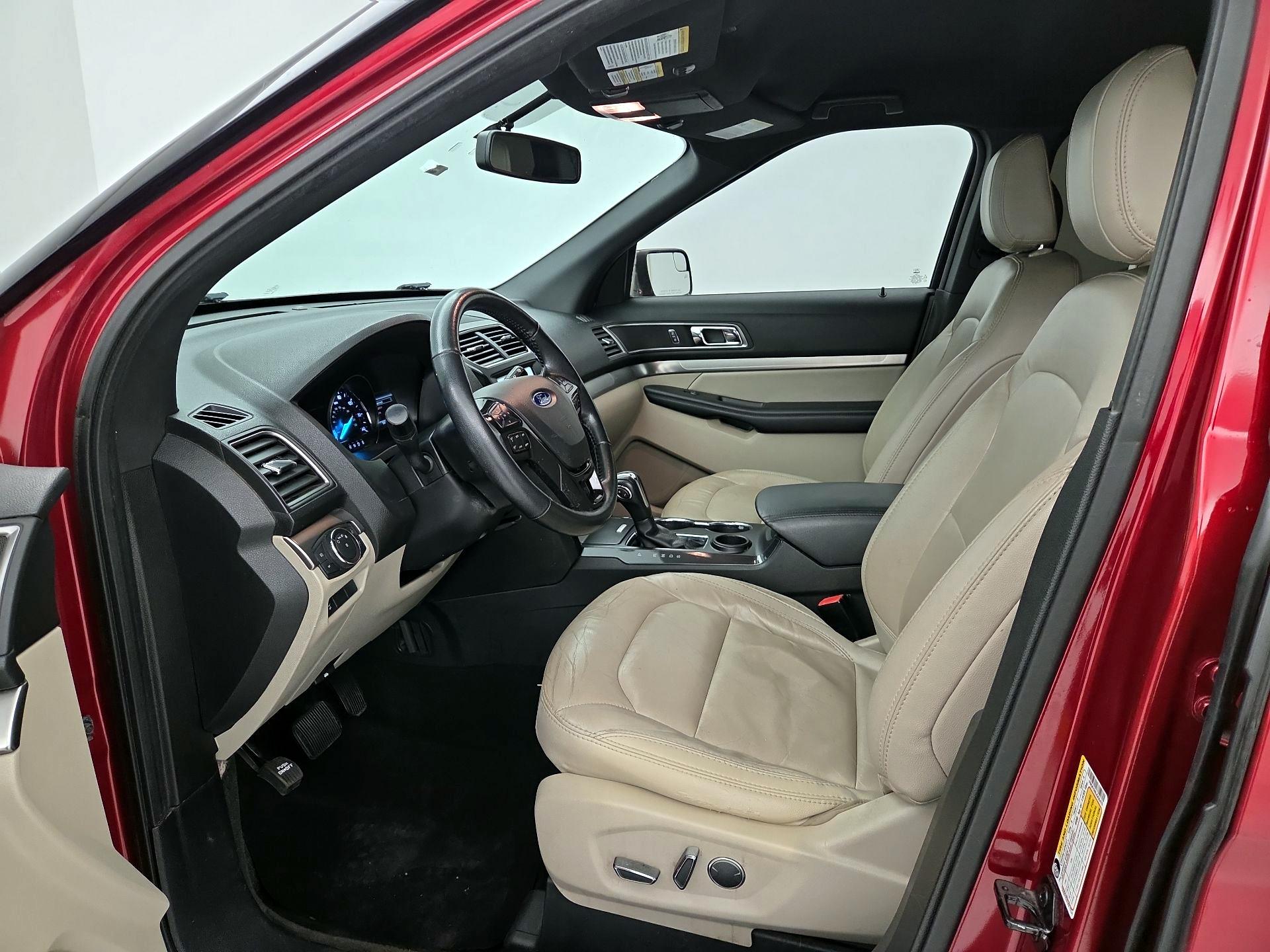 Thumbnail: 2018 Ford Explorer - 11