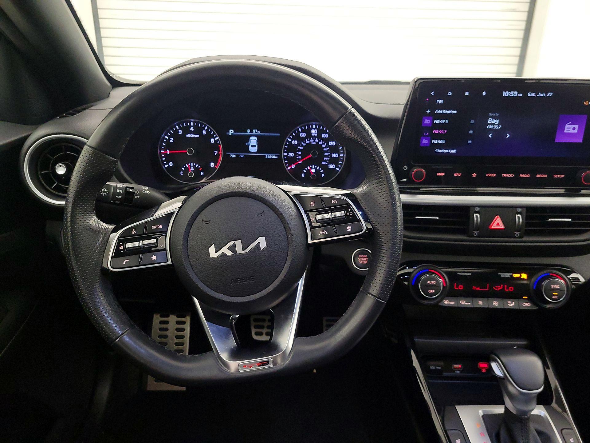 Thumbnail: 2023 Kia Forte - 10