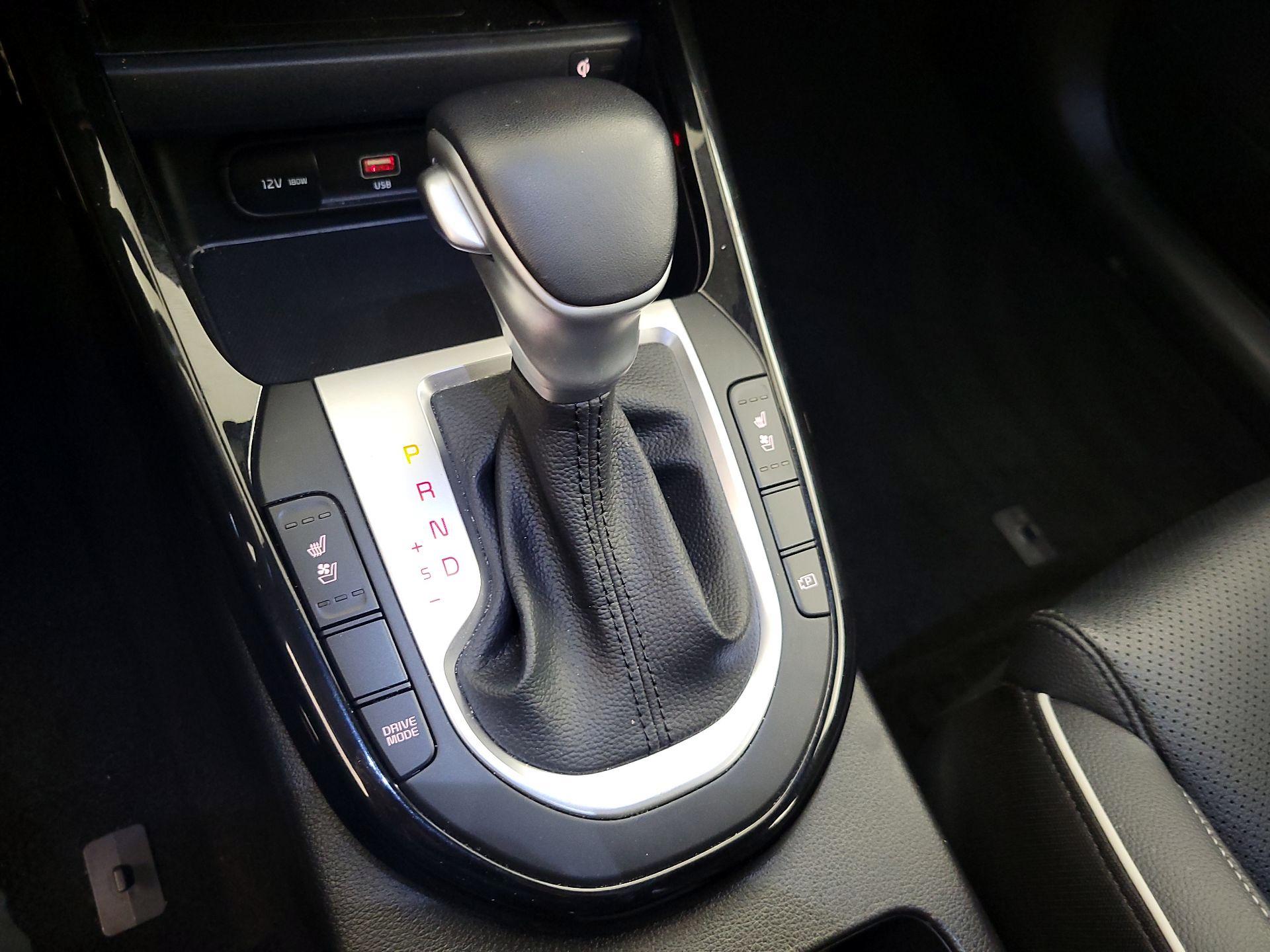 Thumbnail: 2023 Kia Forte - 17