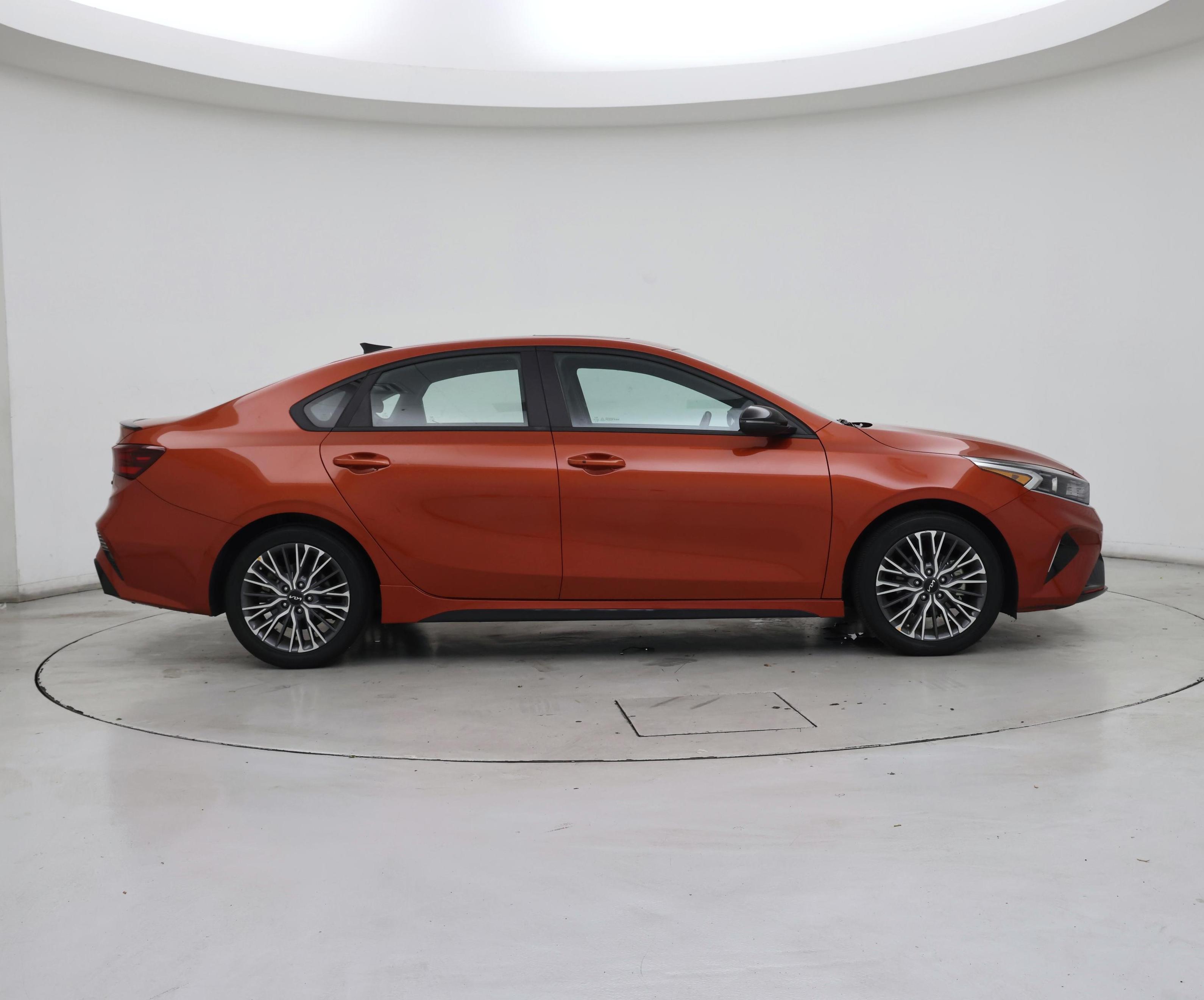Thumbnail: 2023 Kia Forte - 7