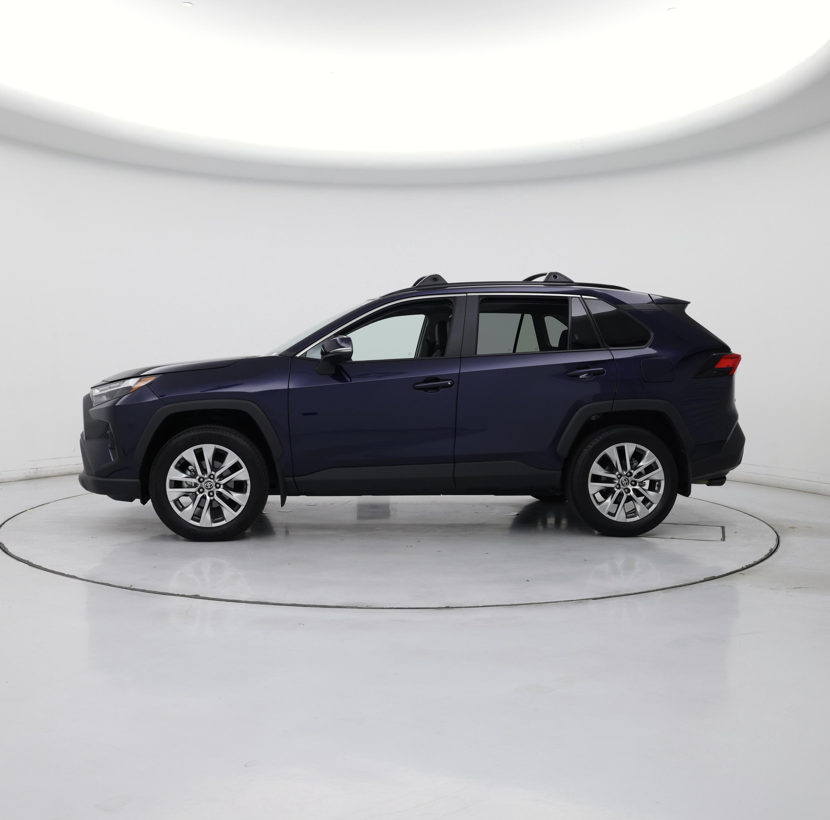 Thumbnail: 2025 Toyota RAV4 - 3