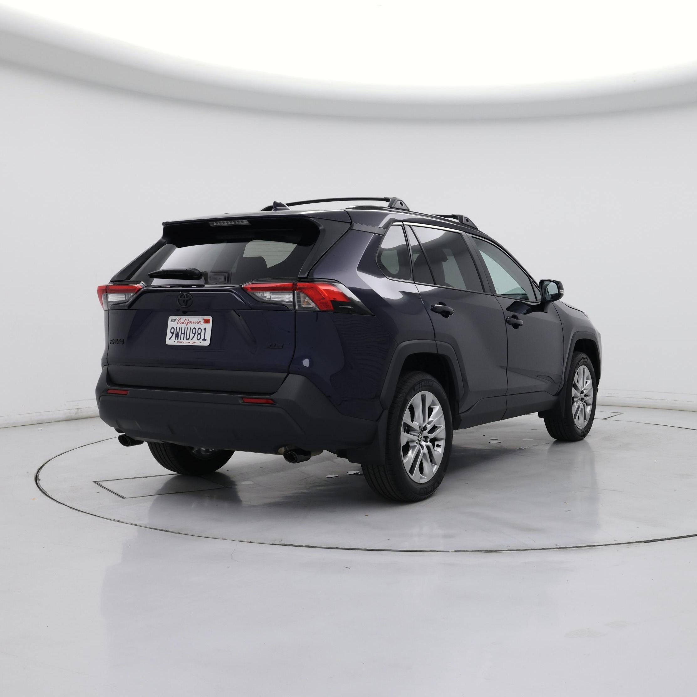 Thumbnail: 2025 Toyota RAV4 - 8