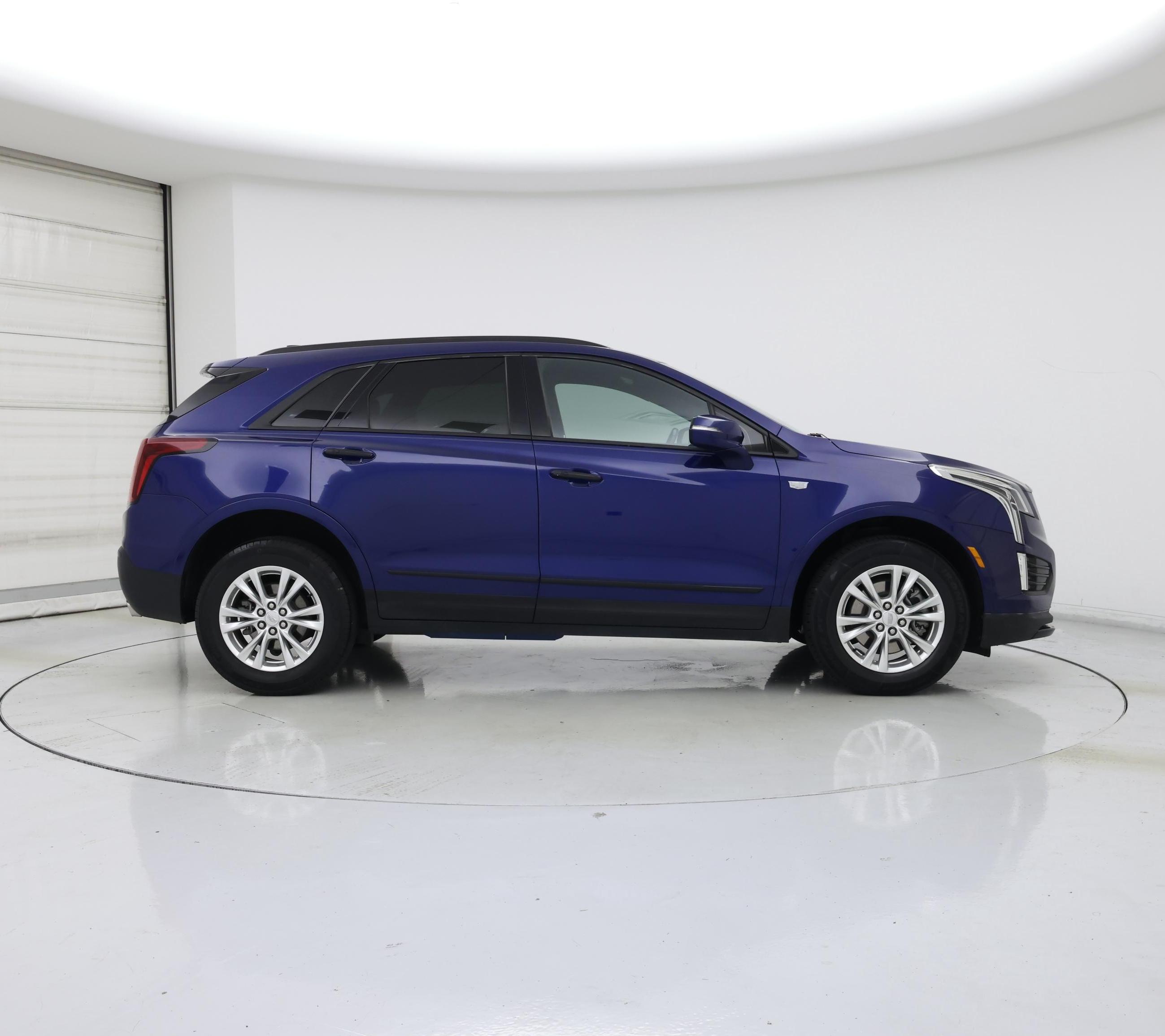 Thumbnail: 2023 Cadillac XT5 - 7