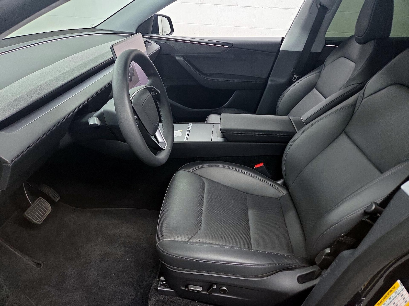 2026 Tesla Model Y Long Range - Photo 12