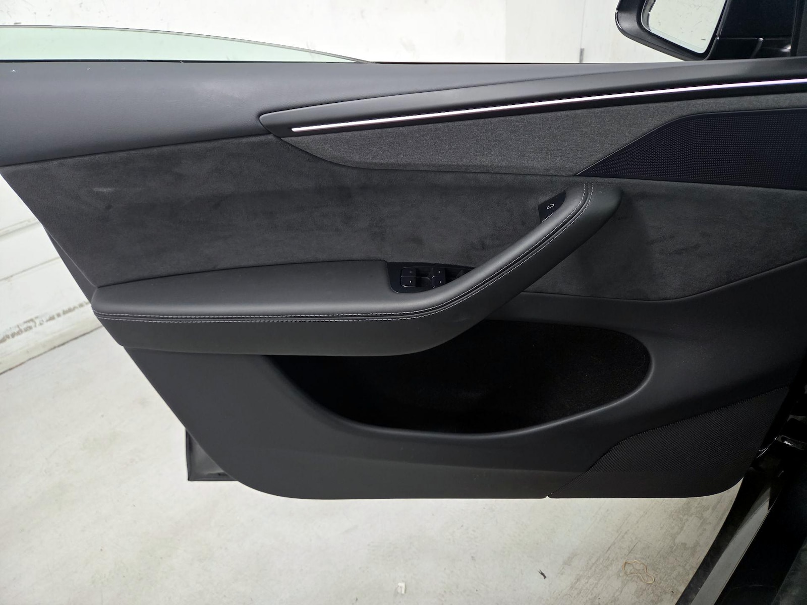 2026 Tesla Model Y Long Range - Photo 13