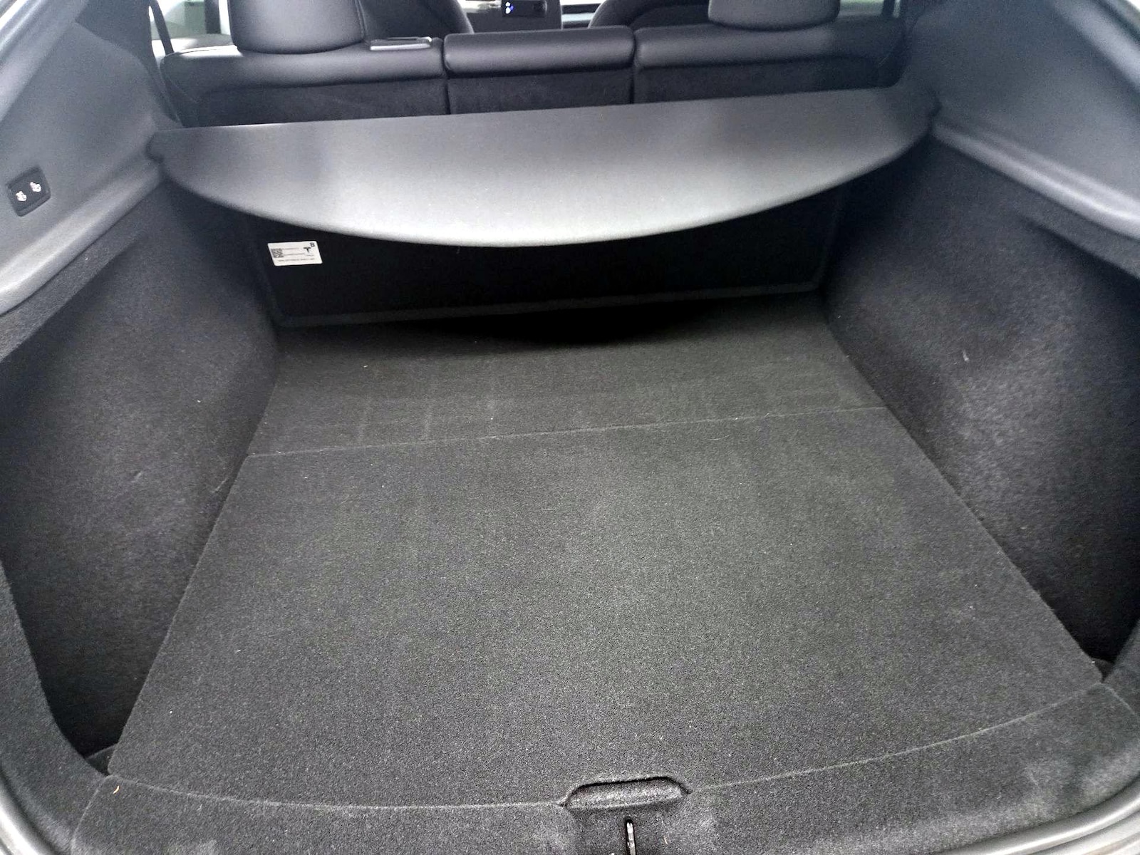 2026 Tesla Model Y Long Range - Photo 17